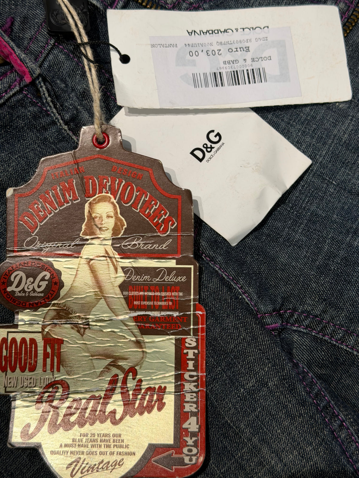 D&G Dolce Gabbana ladies capri jeans, vtg - stone wash look w zipper border details, BNWT sz 30,31,32 available