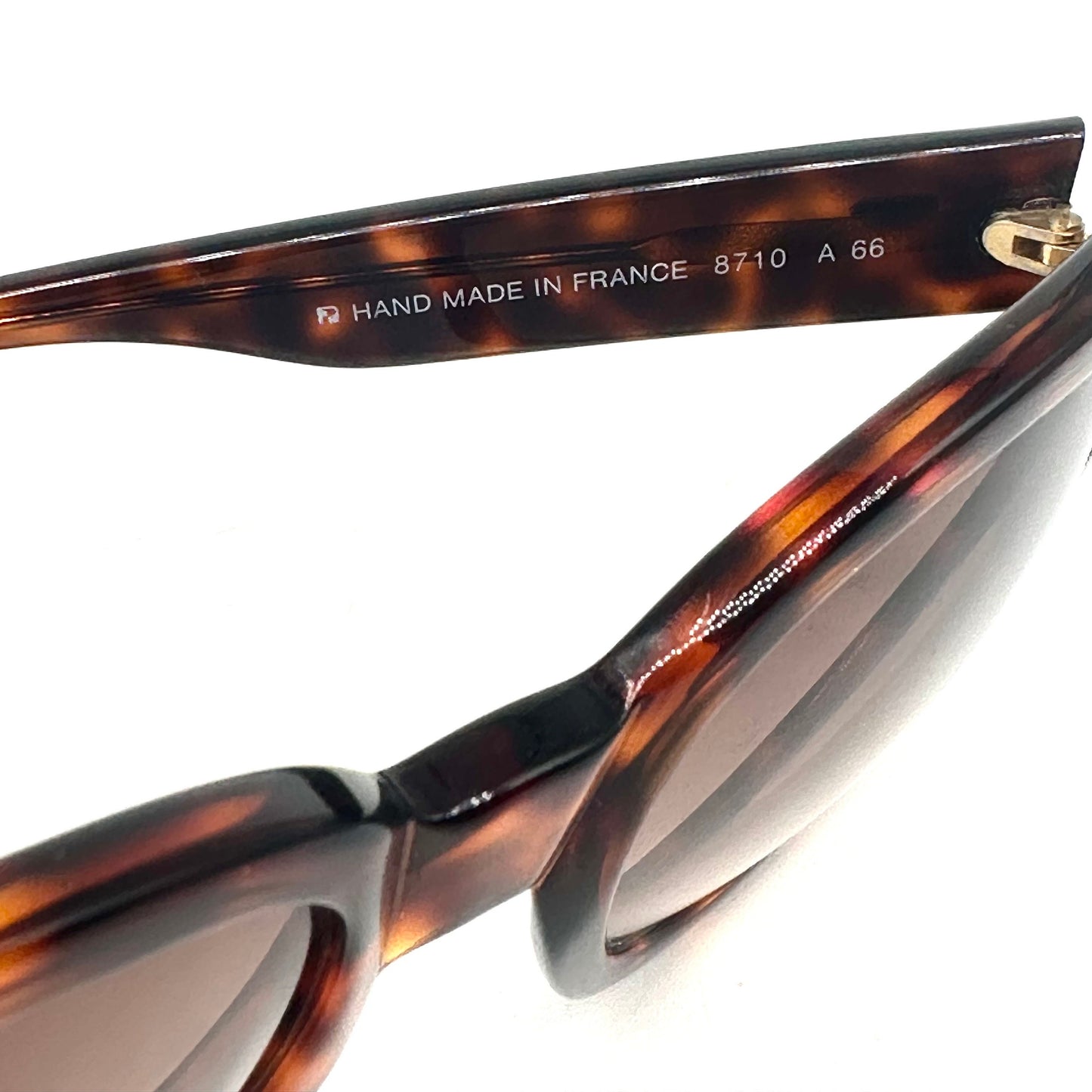 Courreges 8710 tortoise oversized sunglasses w golden sparks striped details, NoS 80s France