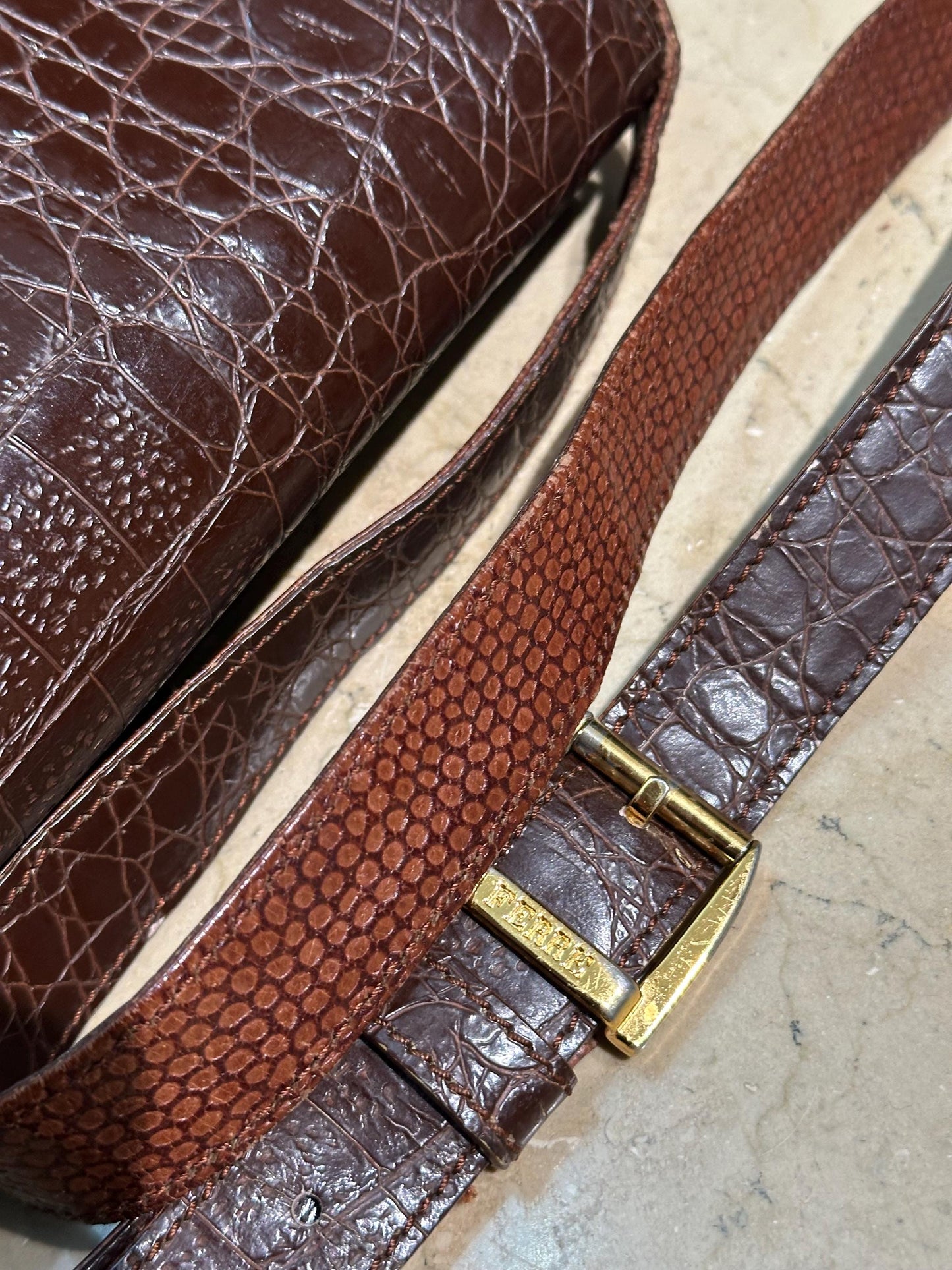Gianfranco Ferré 90s brown leather alligator print leather crossbody bag W golden hardware, mint