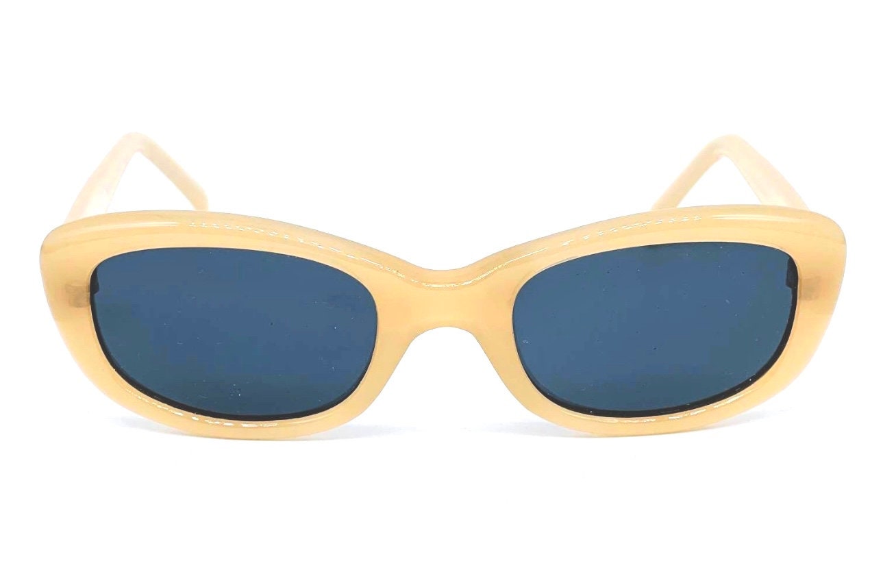 Mario Valentino 502 beige oval cateye sunglasses made in Italy, 80s NOS