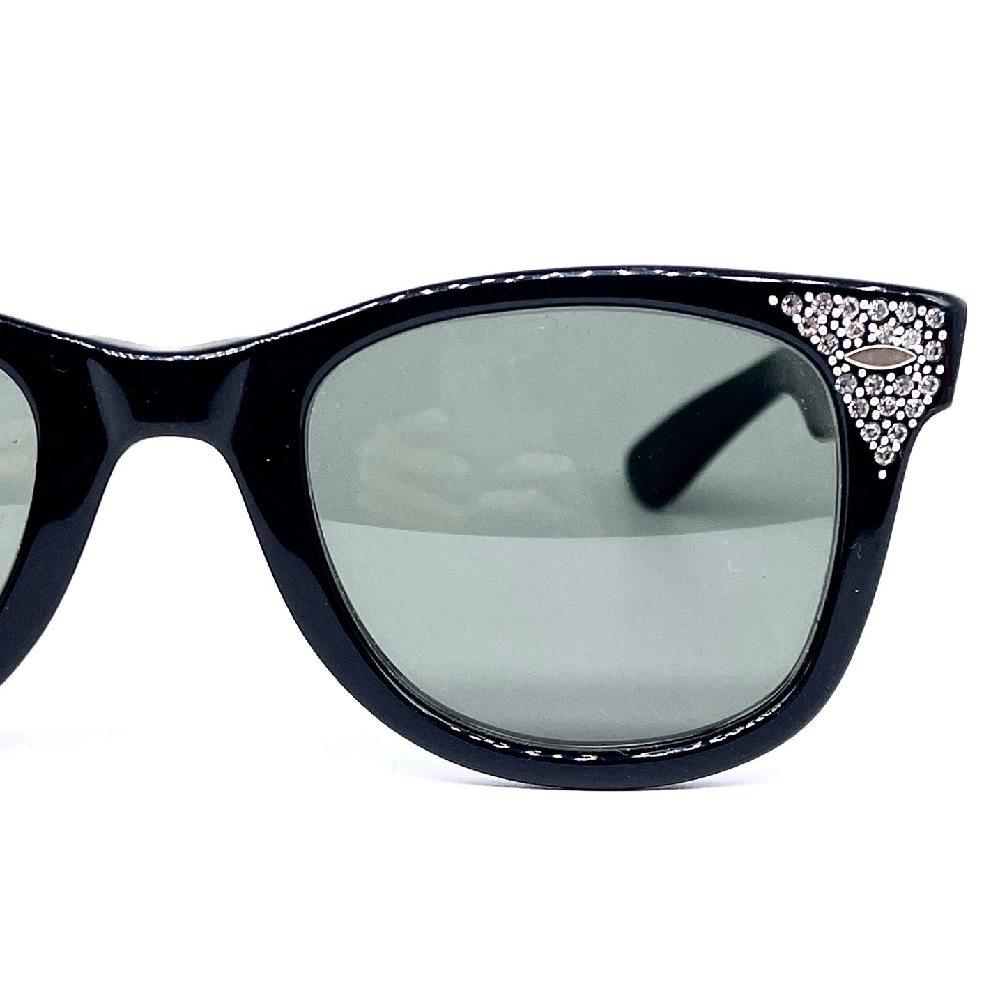 Victory USA 135 Wanderer square sunglasses Swarovsky details NOS 90s