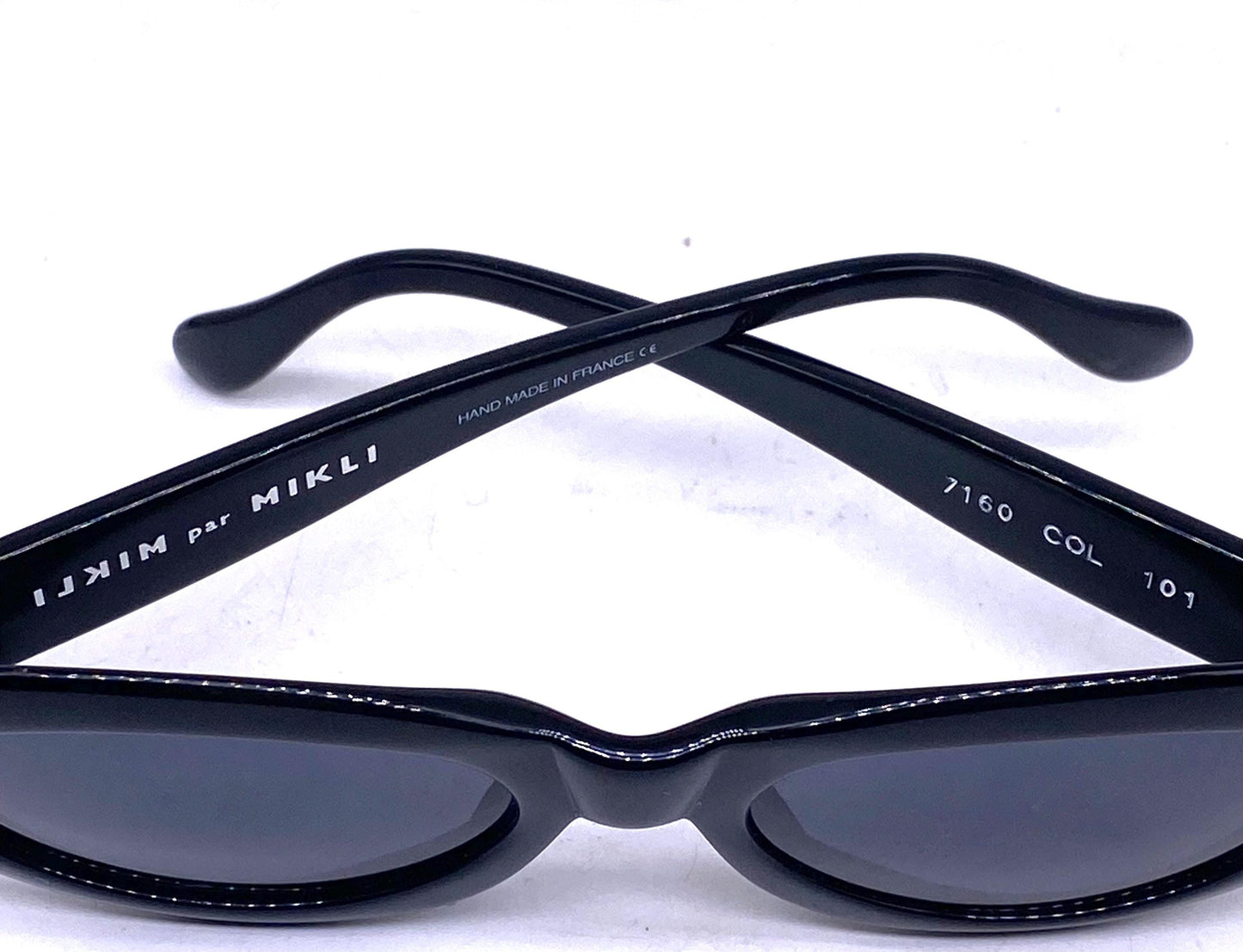 Alain Mikli par Mikli black oval cello sunglasses hand made in France, NOS 80s