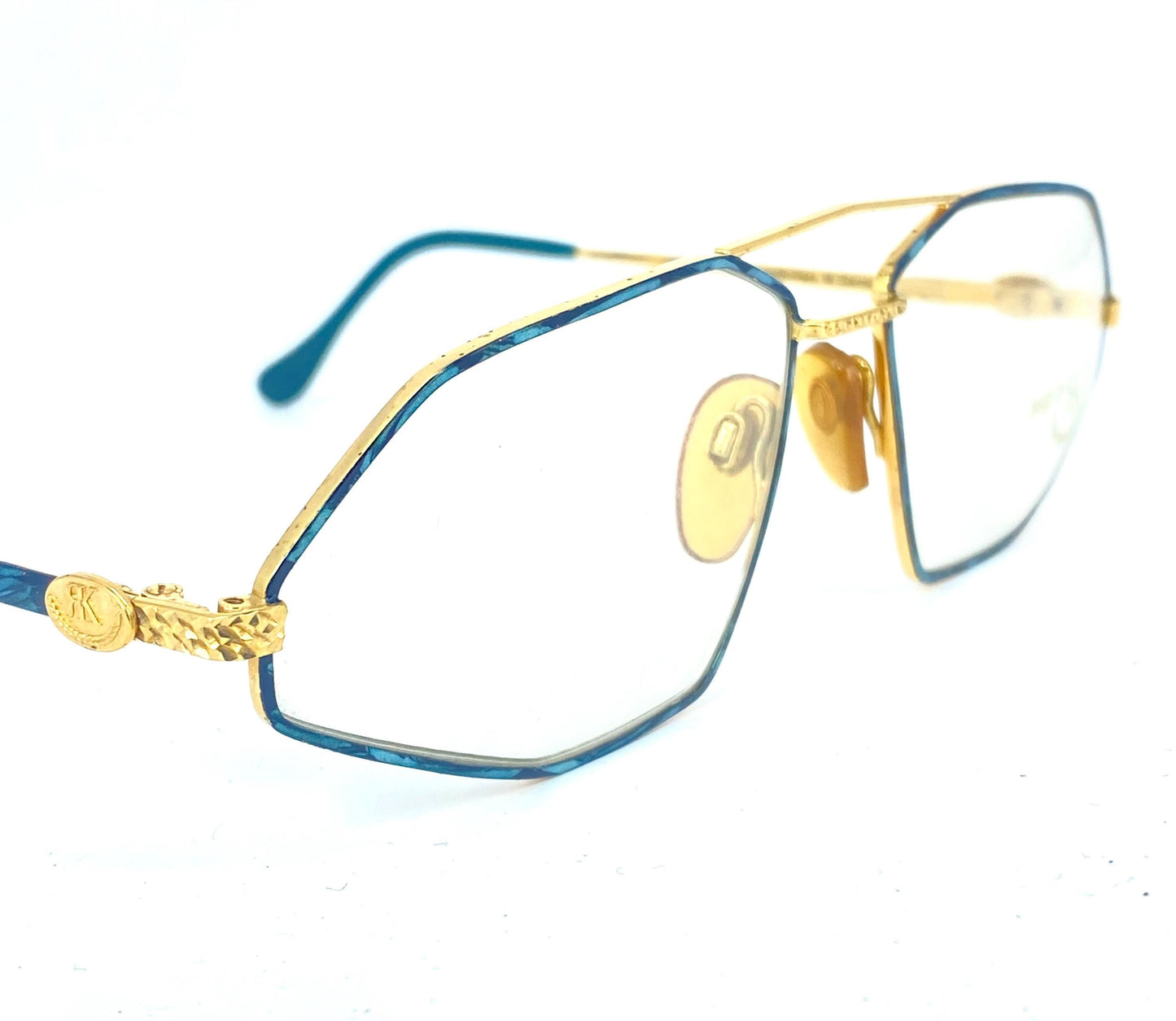 RK Design collectible avant-garde frames, polygonal dbl bridge golden metal w green enameled texture, W Germany 80s NOS