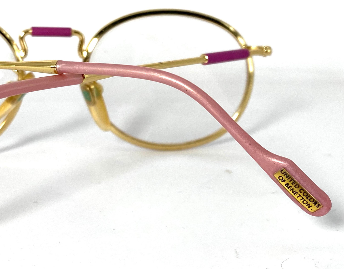 United Colors Benetton oval gold- Fucsia enamel metal eyeglasses frames, cool steampunk vibe, 80s NOS Italy