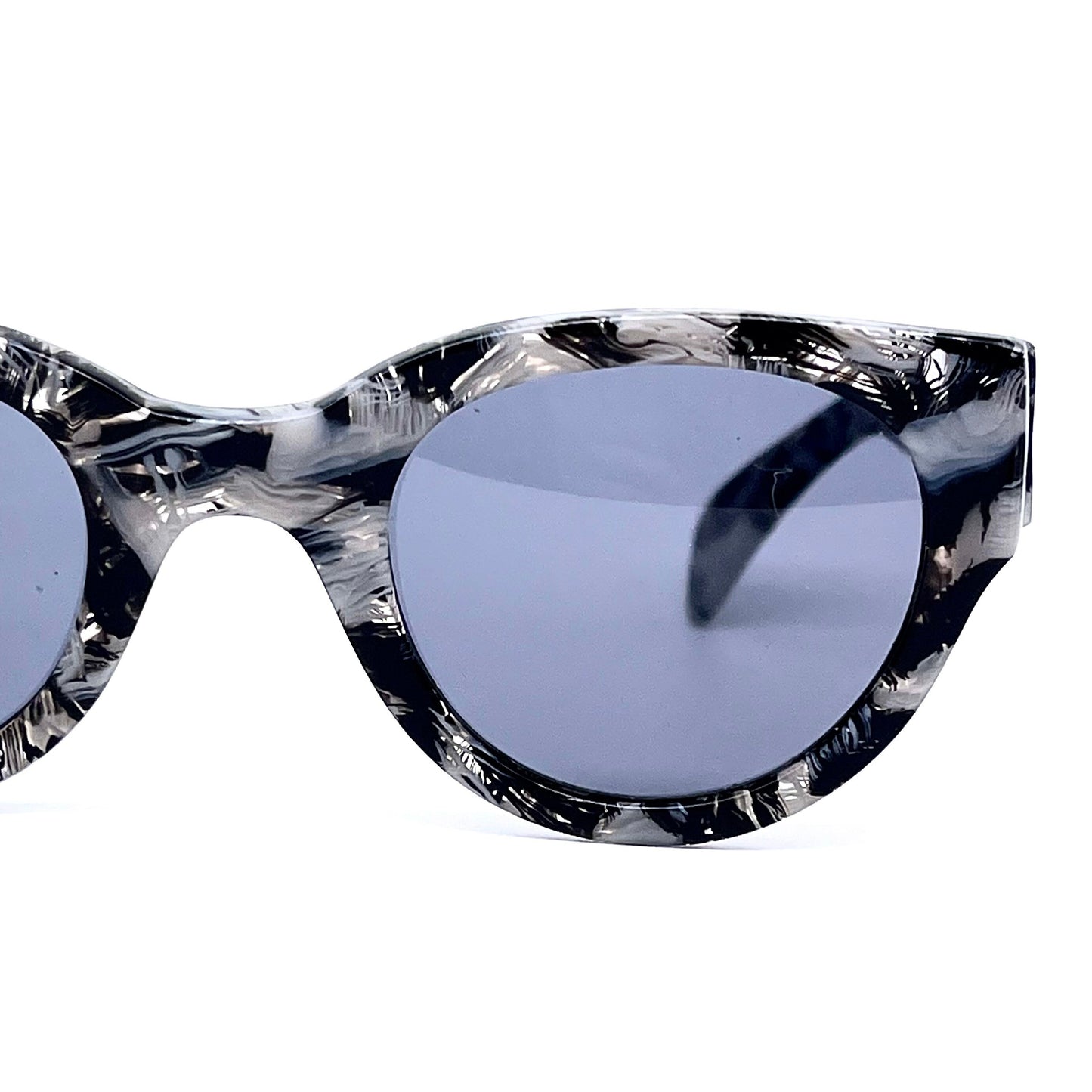 Occhiali da sole cateye Roy Tower J9 grigio-neri maculati Made in Italy, NOS anni '80