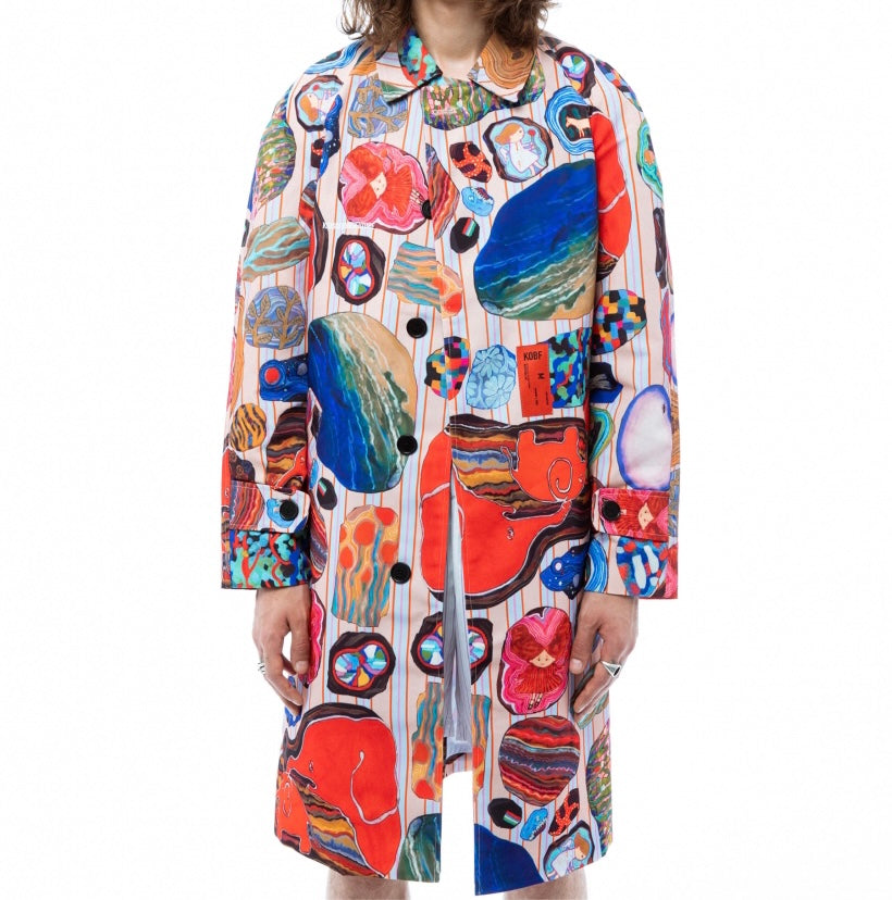 Kids of Broken Future mix Fossils colorful trenchcoat sz L, BNWT