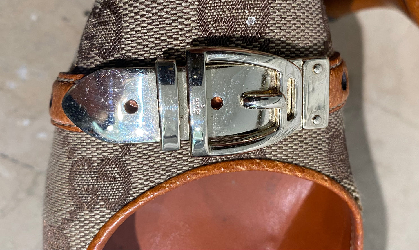 Gucci monogram decolletè shoes sz 35,5 , mint condition