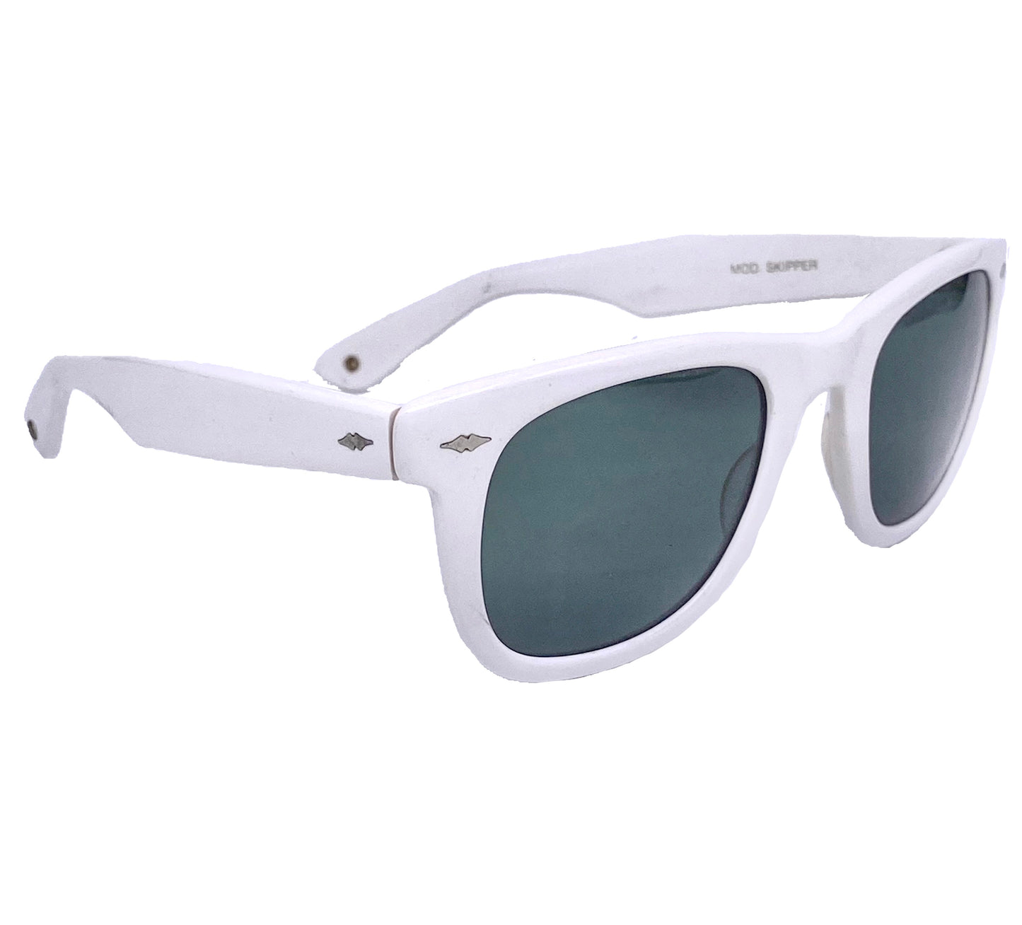 Look mod. Skipper white wayfarer style sunglasses hand made in Italy, 80s NOS