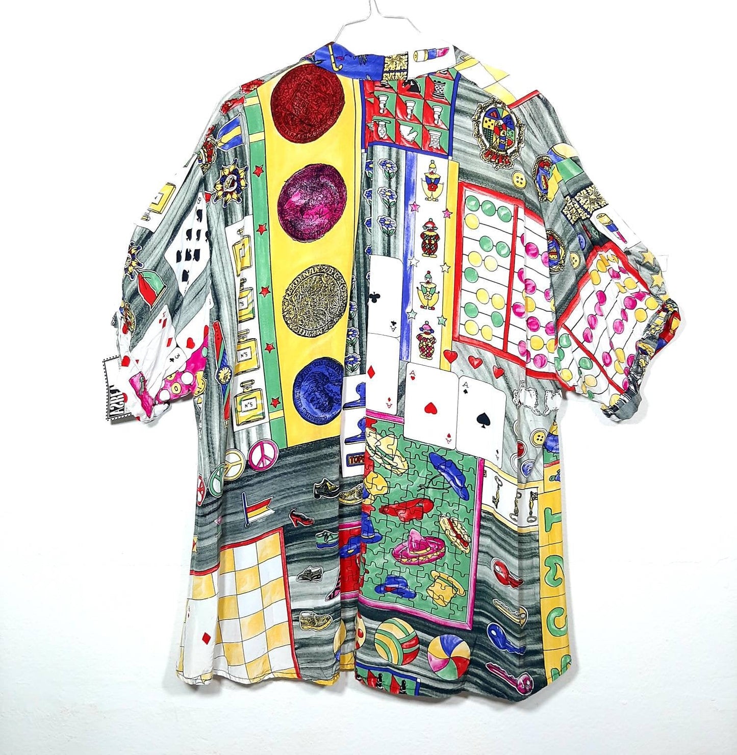 Vintage short sleeved baroque oversized shirt 80s in mint condition bizarre playing cards print