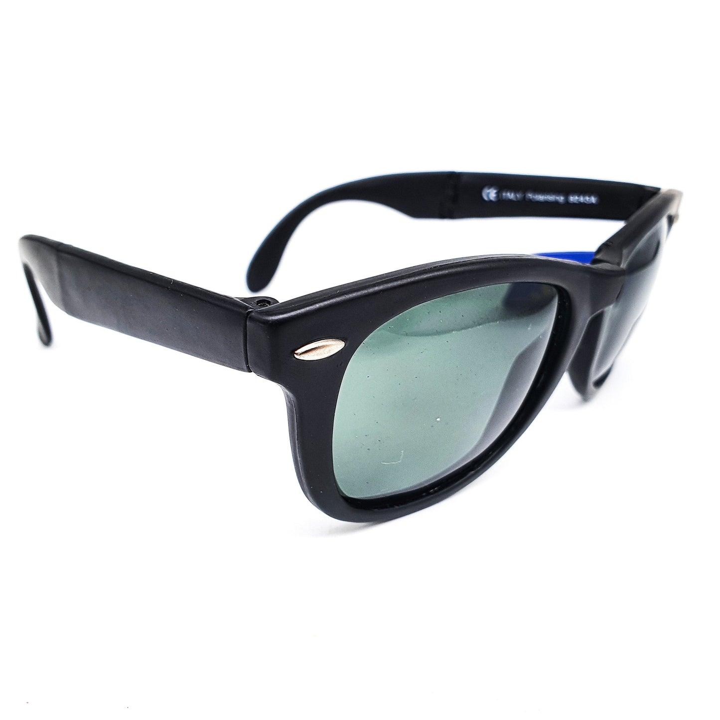 Polaroid 8243A vintage classic foldable black cellulose acetate wayfarer sunglasses, 1990s NOS. Framed in Italy