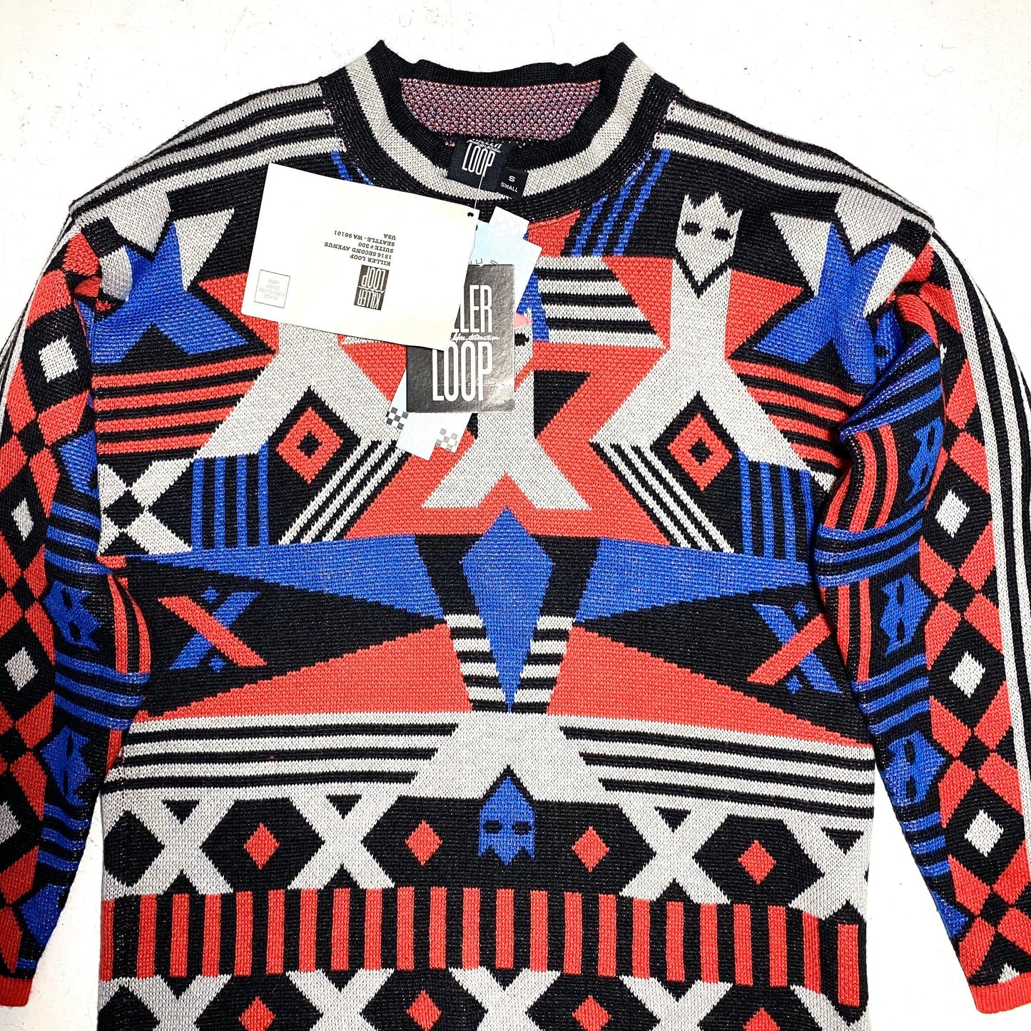 Killer Loop coolest geometrical futuristic tribal / Navajo allover snowboard over fit jumper, new with tags