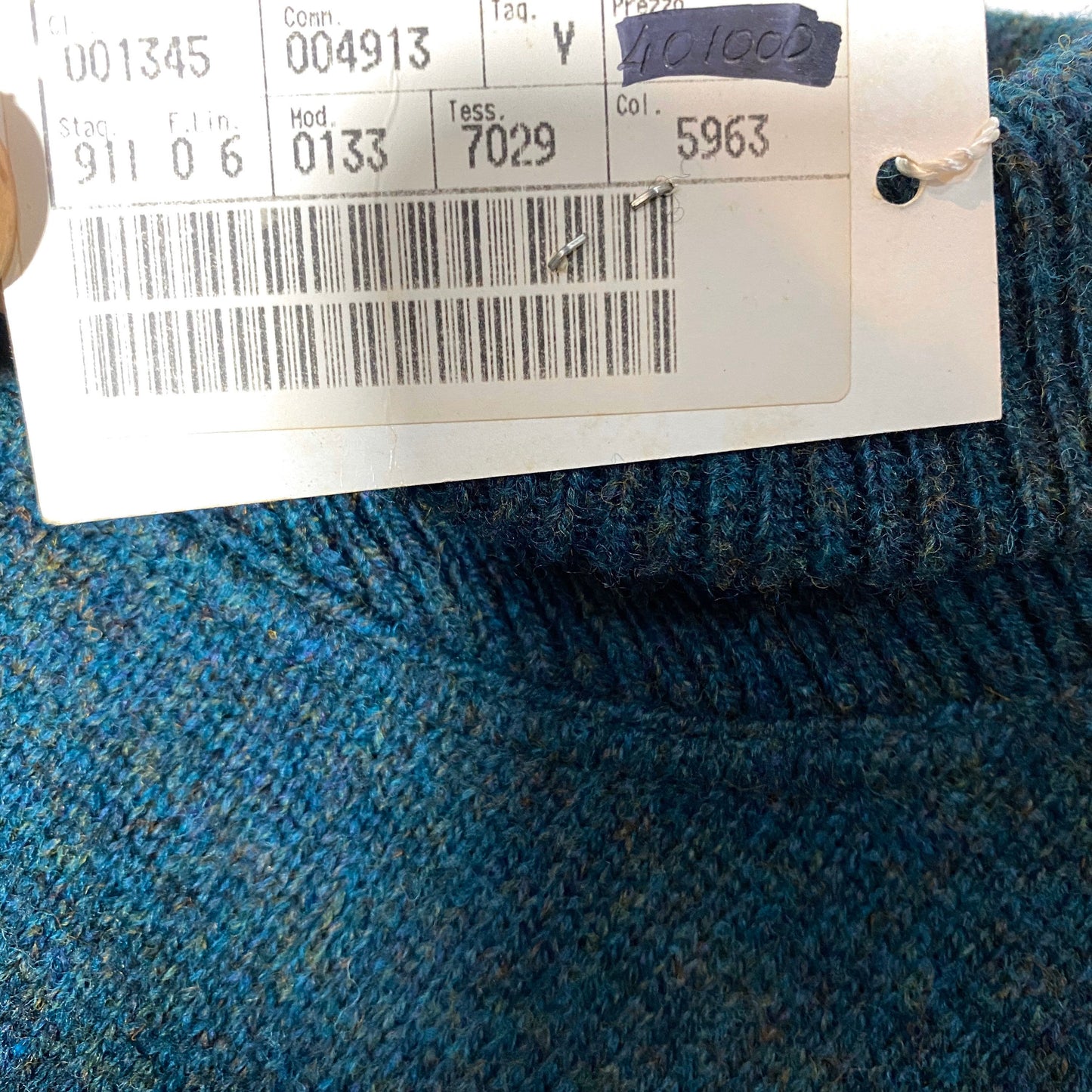 Iceberg NOS 90s cool mountain sky themed embroidered pure new wool winter jumper, mint condition with tags