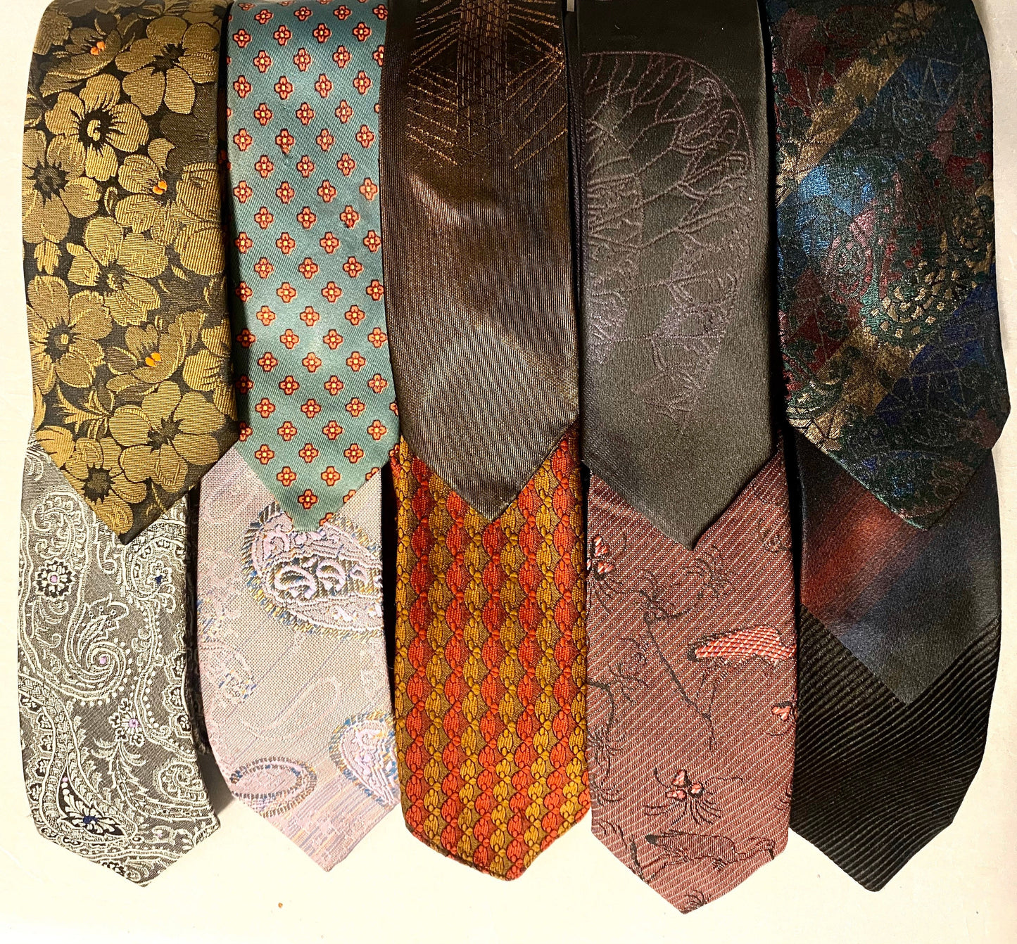 1970s skinny ties, many designs, super cool and contemporary prints / styles