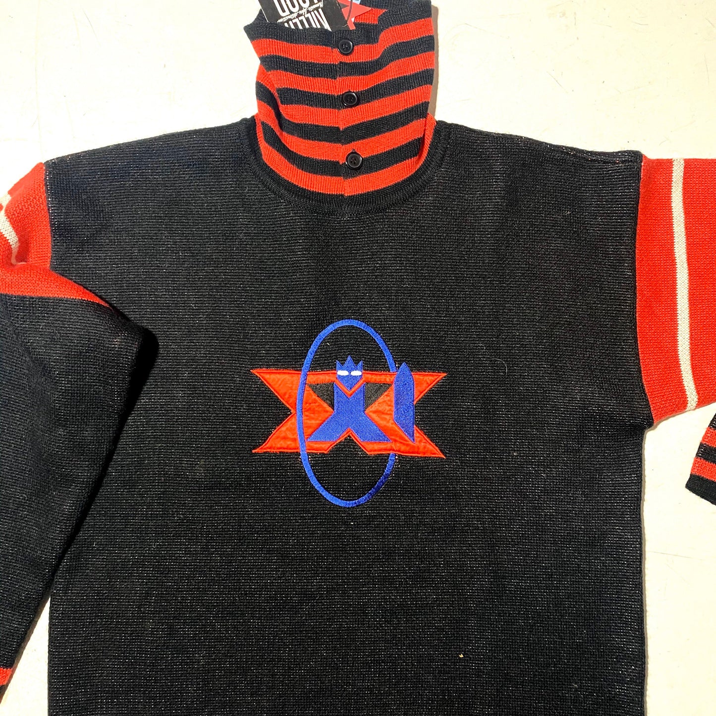 Killer Loop nos hip oversize fit black turtleneck sweater with white/red Navajo/ geometrical motifs, 90s NWT