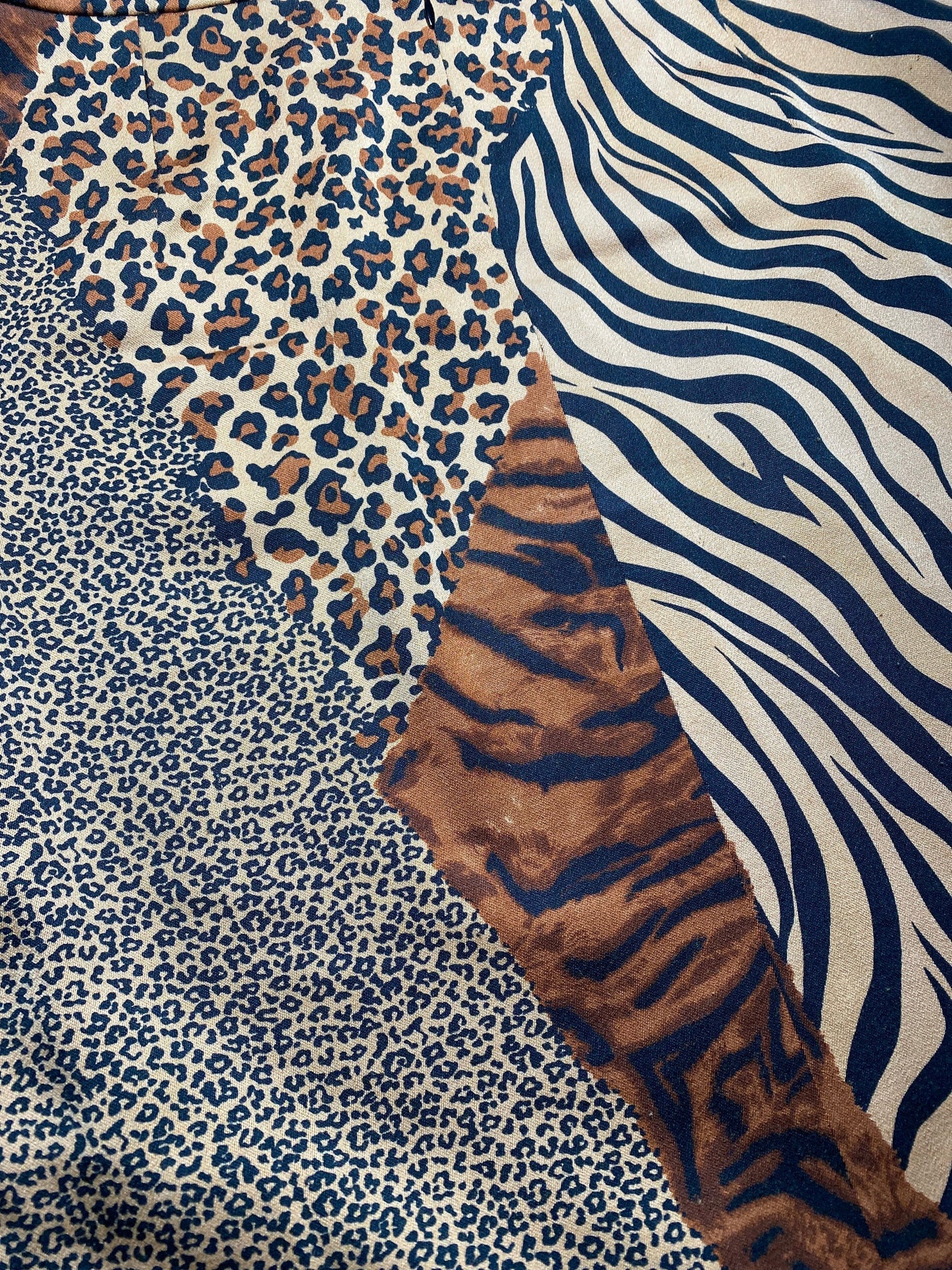 Escada by Margaretha Ley animalier allover skirt in light wool blend, sz 44 mint condition