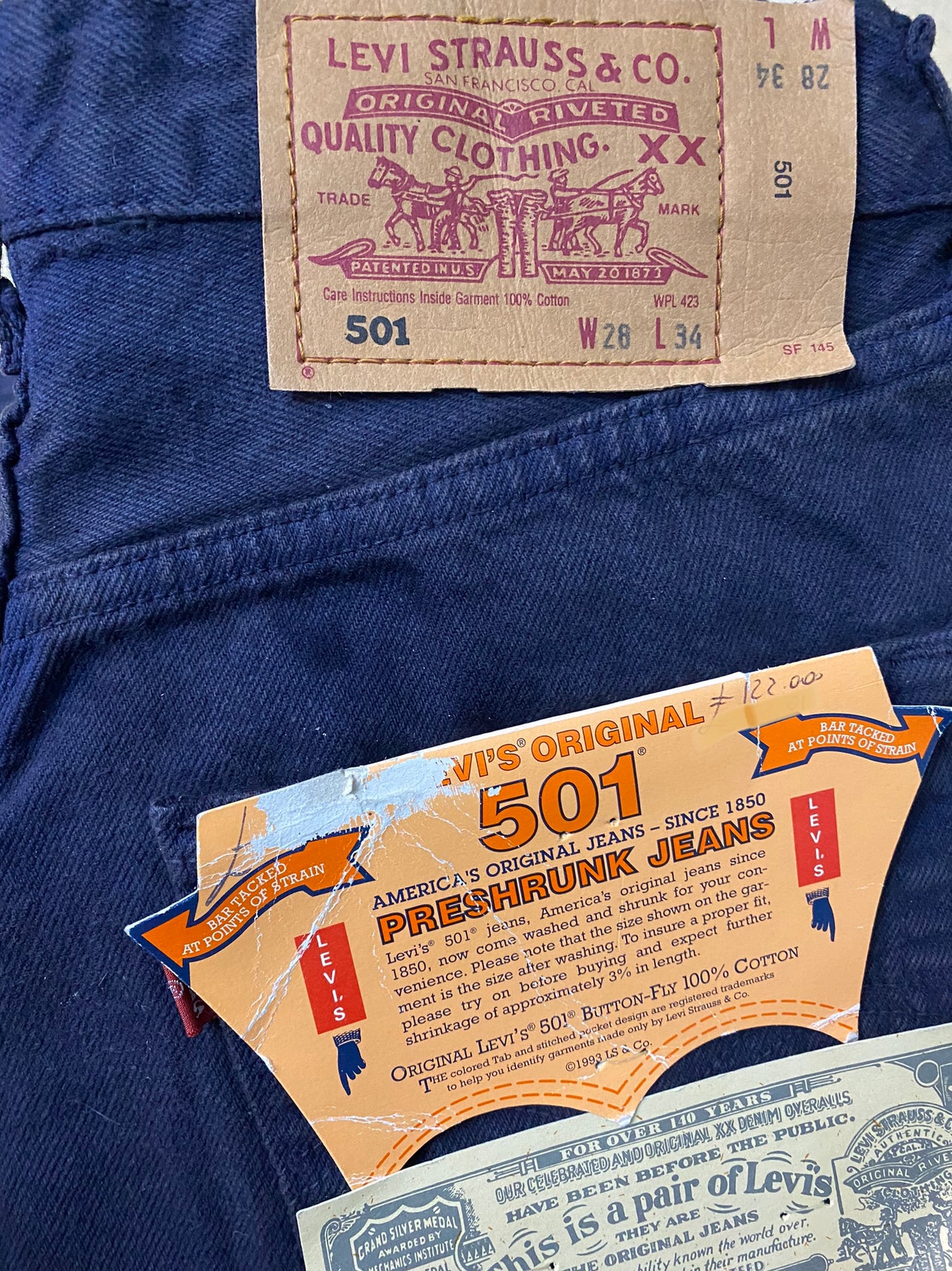 Levi’s 501 American straight jeans W28 coming in 3 colorways, BNTW 90s