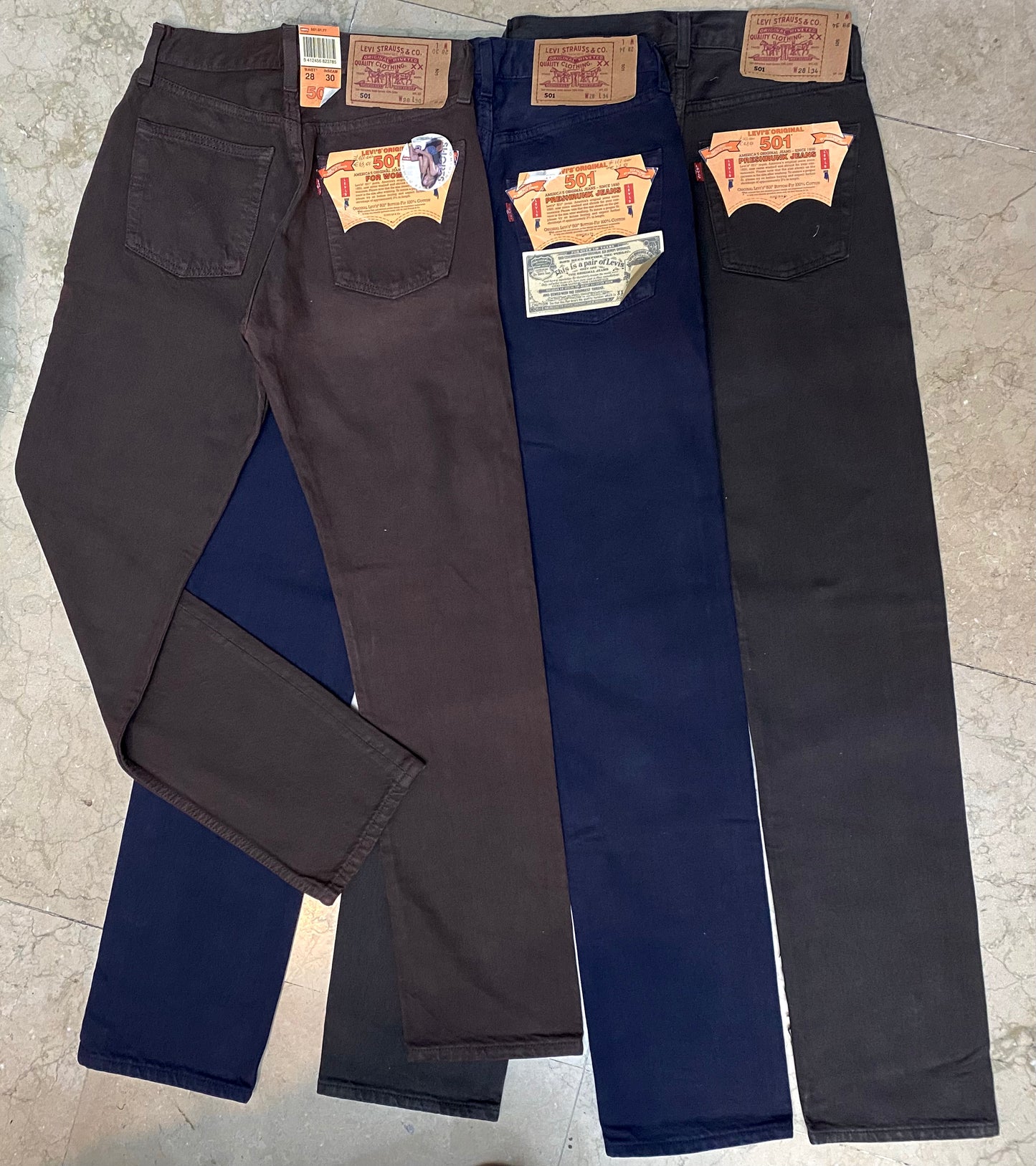Levi’s 501 American straight jeans W28 coming in 3 colorways, BNTW 90s