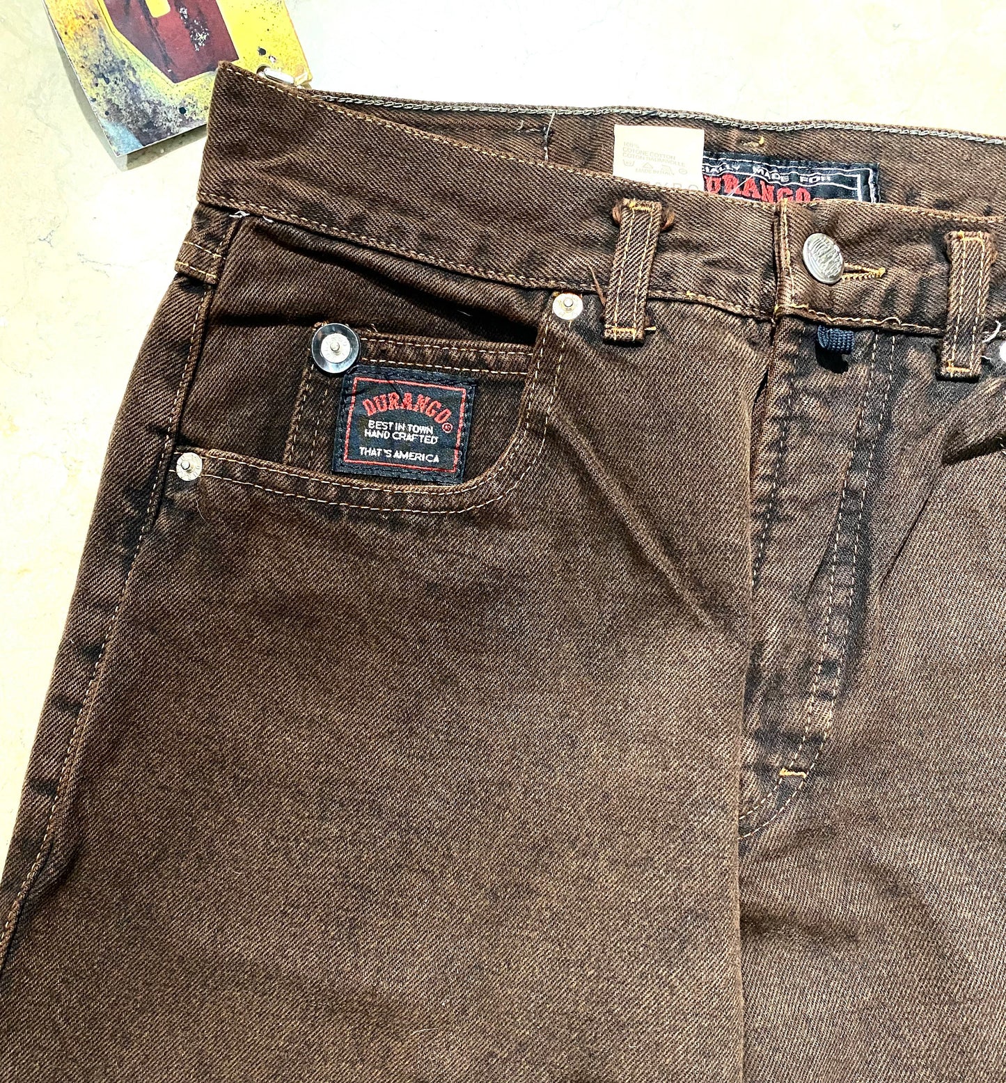 Durango brown straight leg jeans with a beautiful wash sz 32