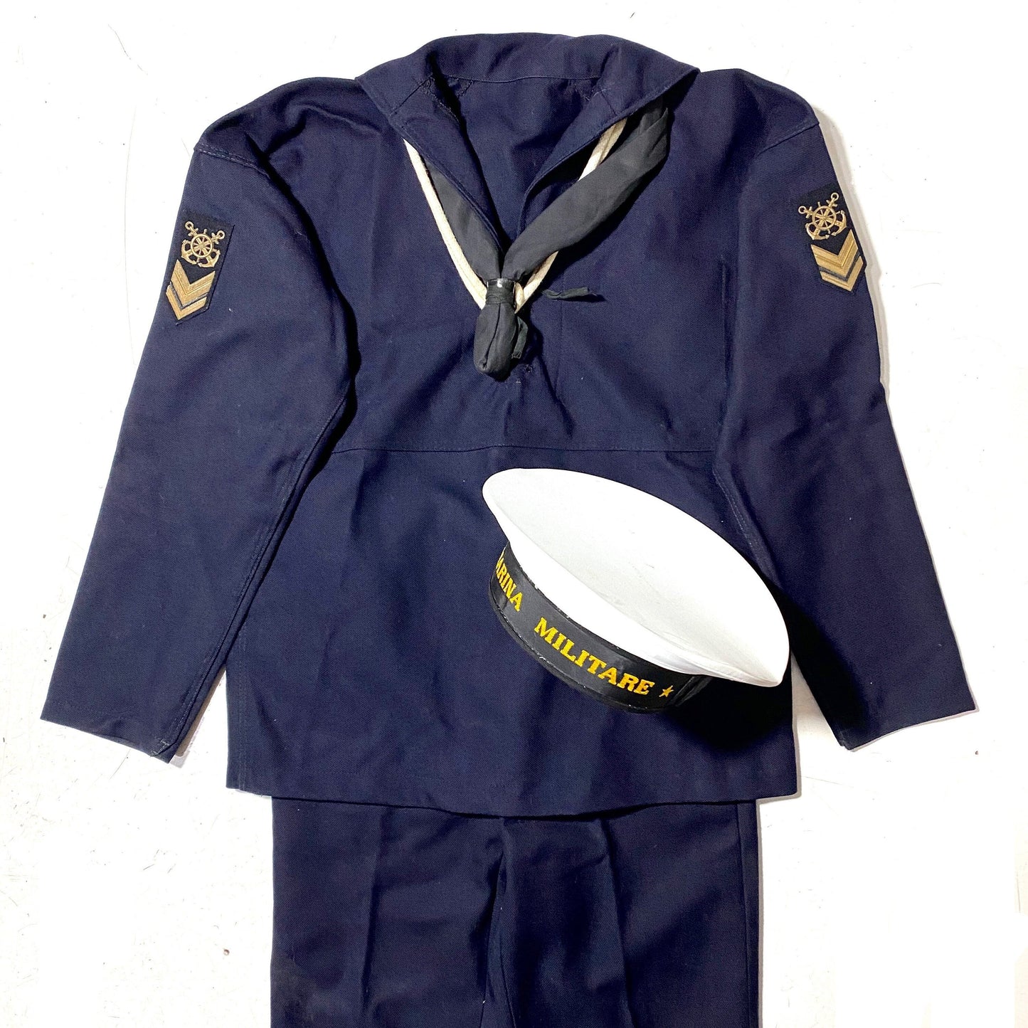 Uniforme da marinaio italiano 1963 completo invernale blu navy, maglione e pantaloni (cappello non incluso)