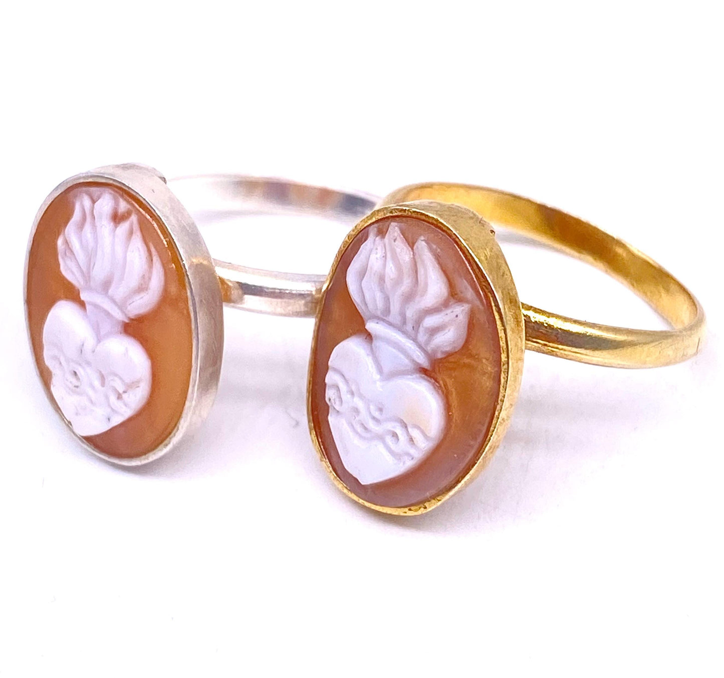 Sacred Heart of Jesus 925 silver cameo ring w real coral/shell ex voto, finest Italian jewelry 60s NOS