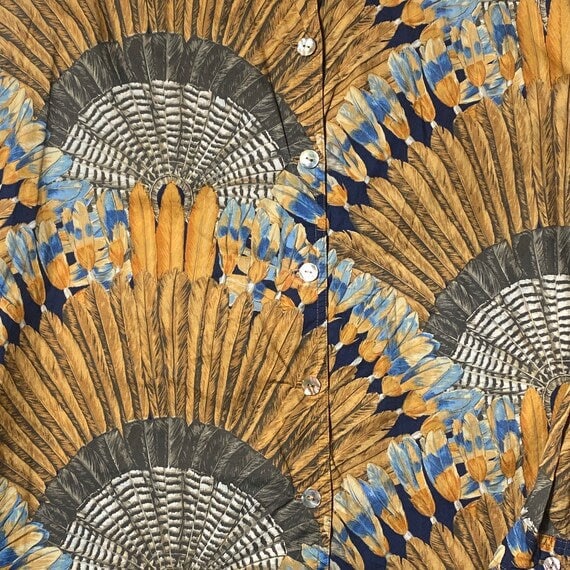 Cool feathers crown / natives inspired print button-up shirt