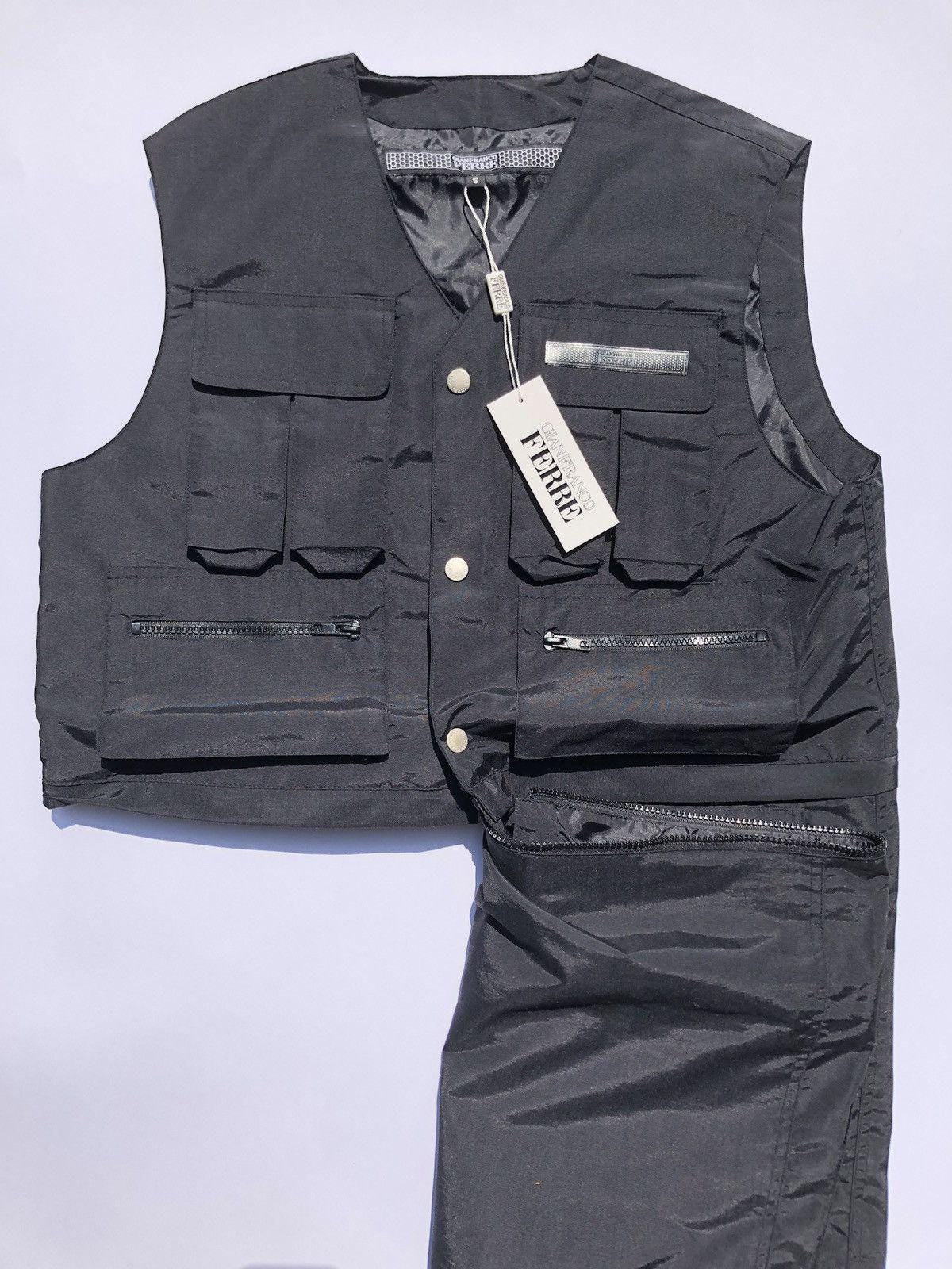 Gianfranco Ferrè black vest full of pockets, NWT 90s Italy