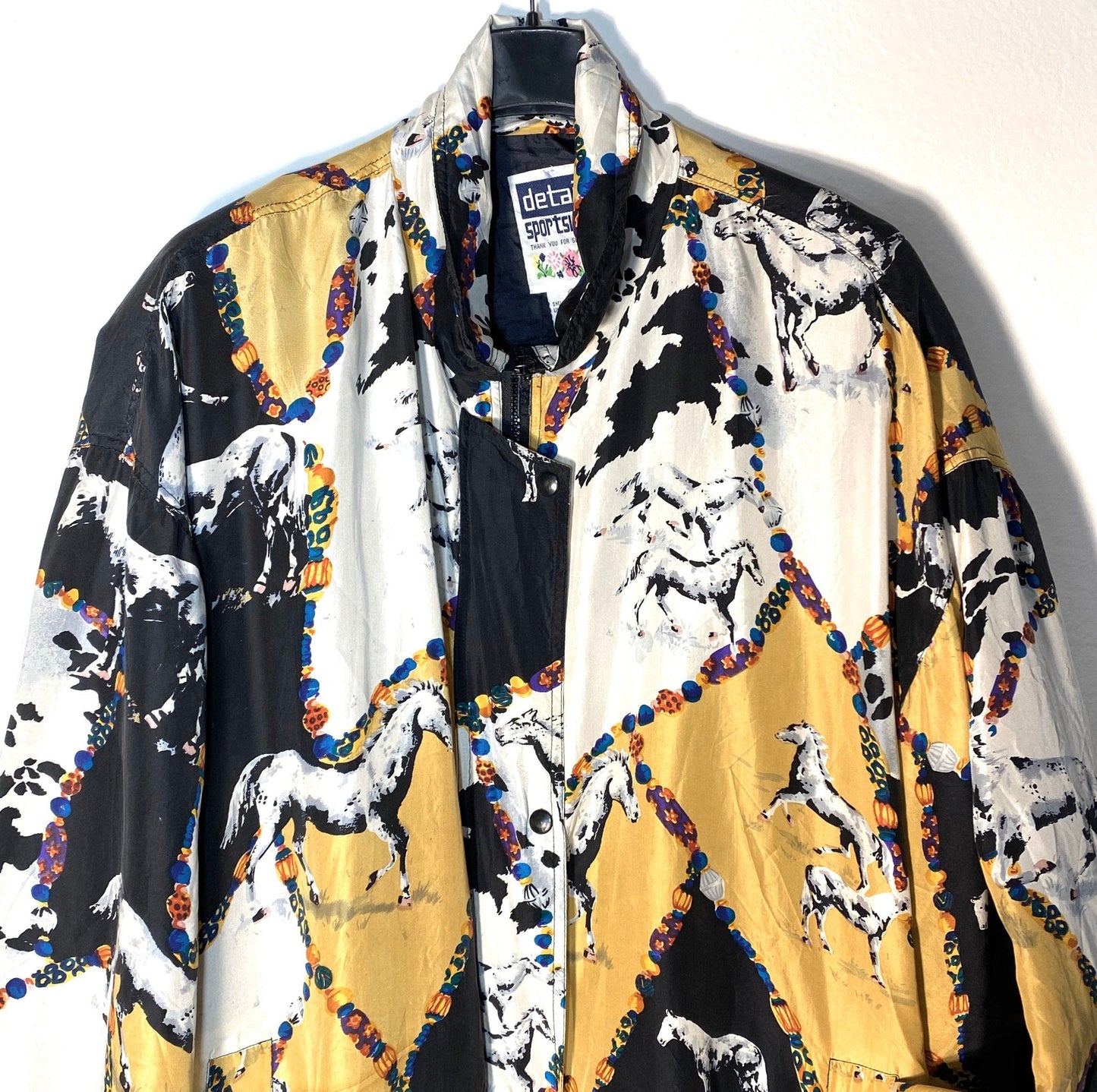 Details 100% silk crazy horses windbreaker jacke