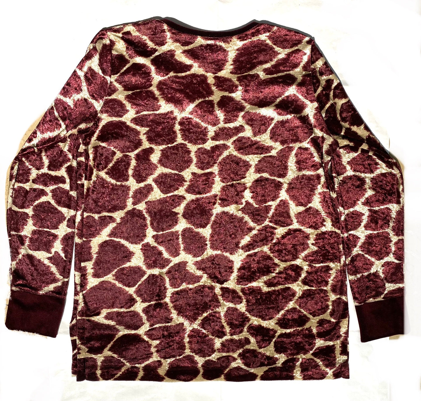 MGElmi coolest chenille cotton burgundy/beige giraffe allover print long sleeved t-shirt, 1990s Italy Mint