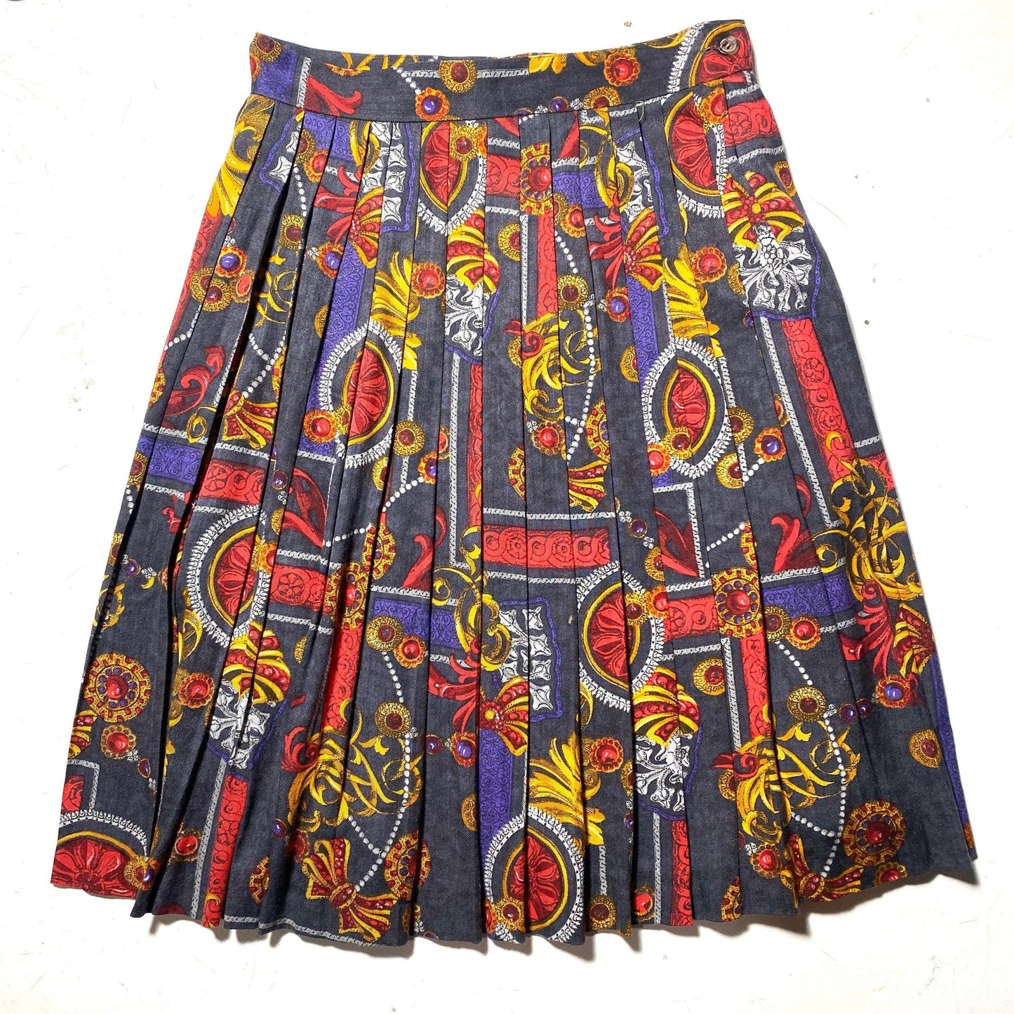 Armorica baroque pleated skirt made in 100% natural viscose fibre, Italy 90s sz 40