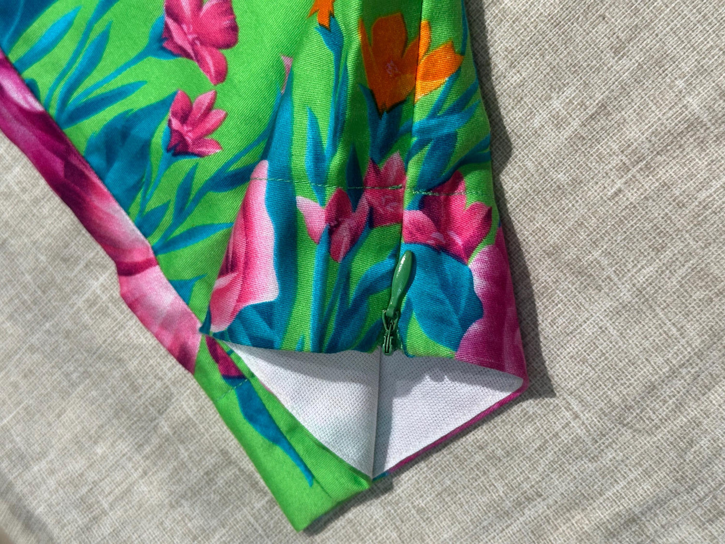 Complice by Dolce & Gabbana floral green cotton pant with pink roses and orange flowers print size 44 IT NOS 90s
