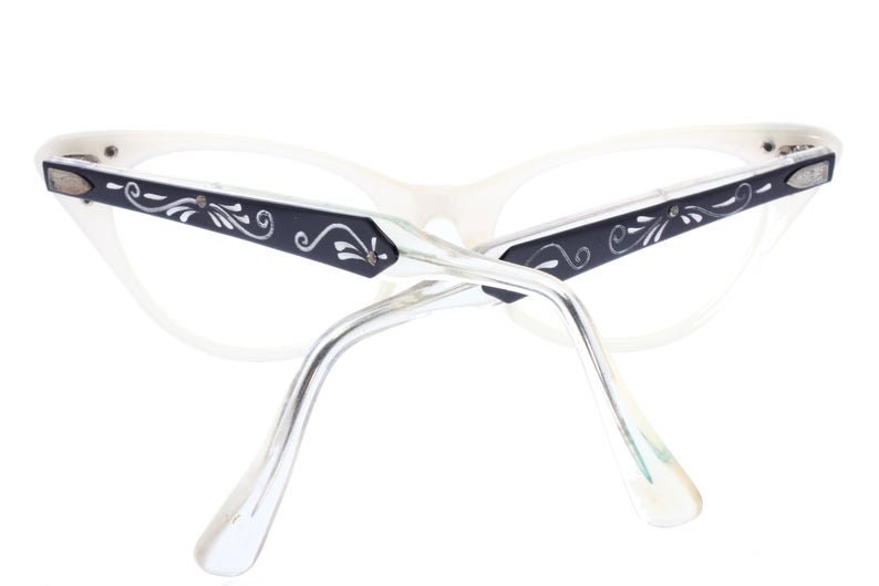1950s jeweled pin-up cateye glasses in striped pearl white w floral carved black temples, unique and precious, NOS