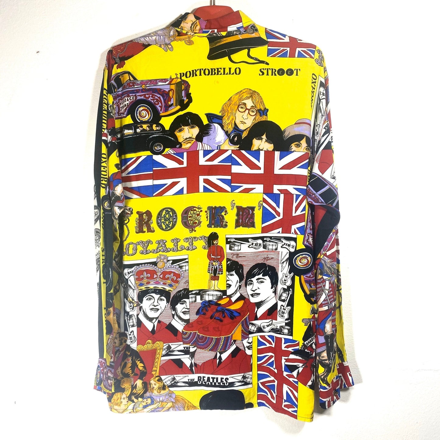 Versace Jeans Couture 90s iconic Beatles London rock royalty colorful print, great cond. sz M