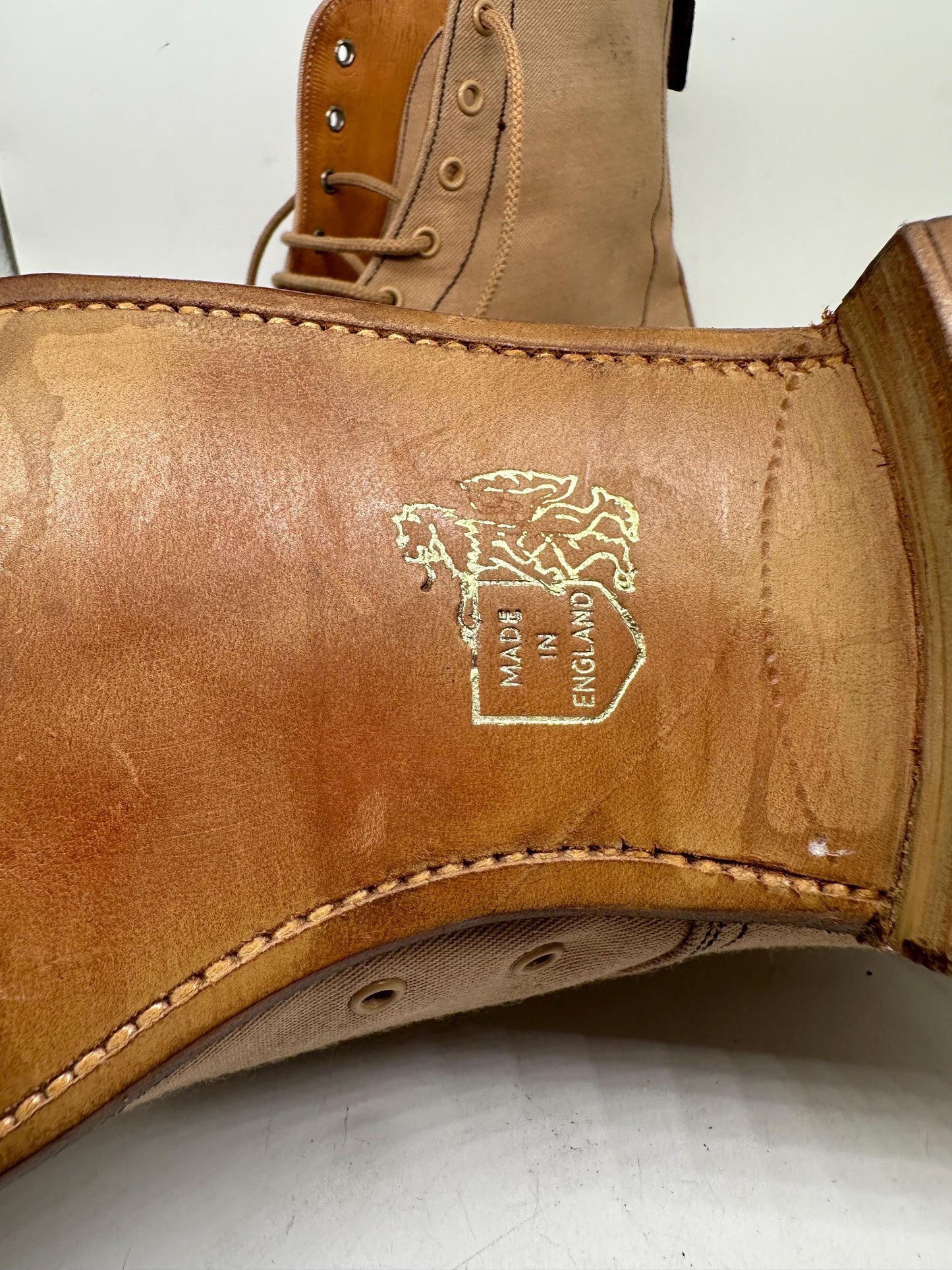 Grenson “Footmaster” khaki canvas boots w full leather lining and soles, hand crafted in UK 80s NoS sz 9/D