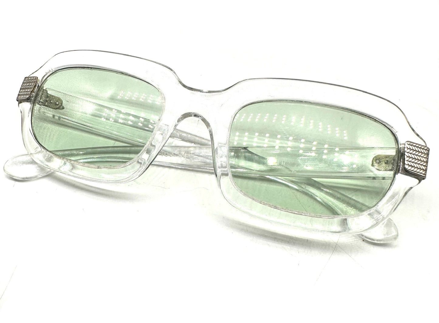 Sirtori 60s Dolce Vita lucite sunglasses w- industrial silver metal detail, beautiful & in great condition