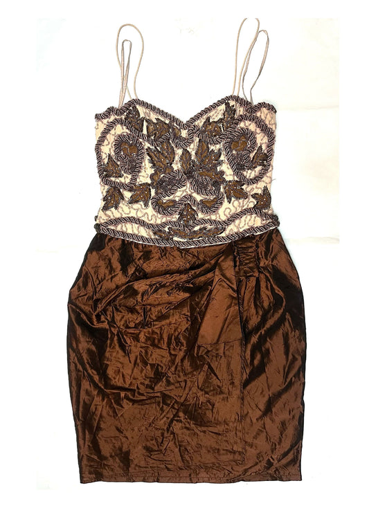 Gorgeous copper/pink tones hand embroidered pure silk dress made in India, 80s sz M