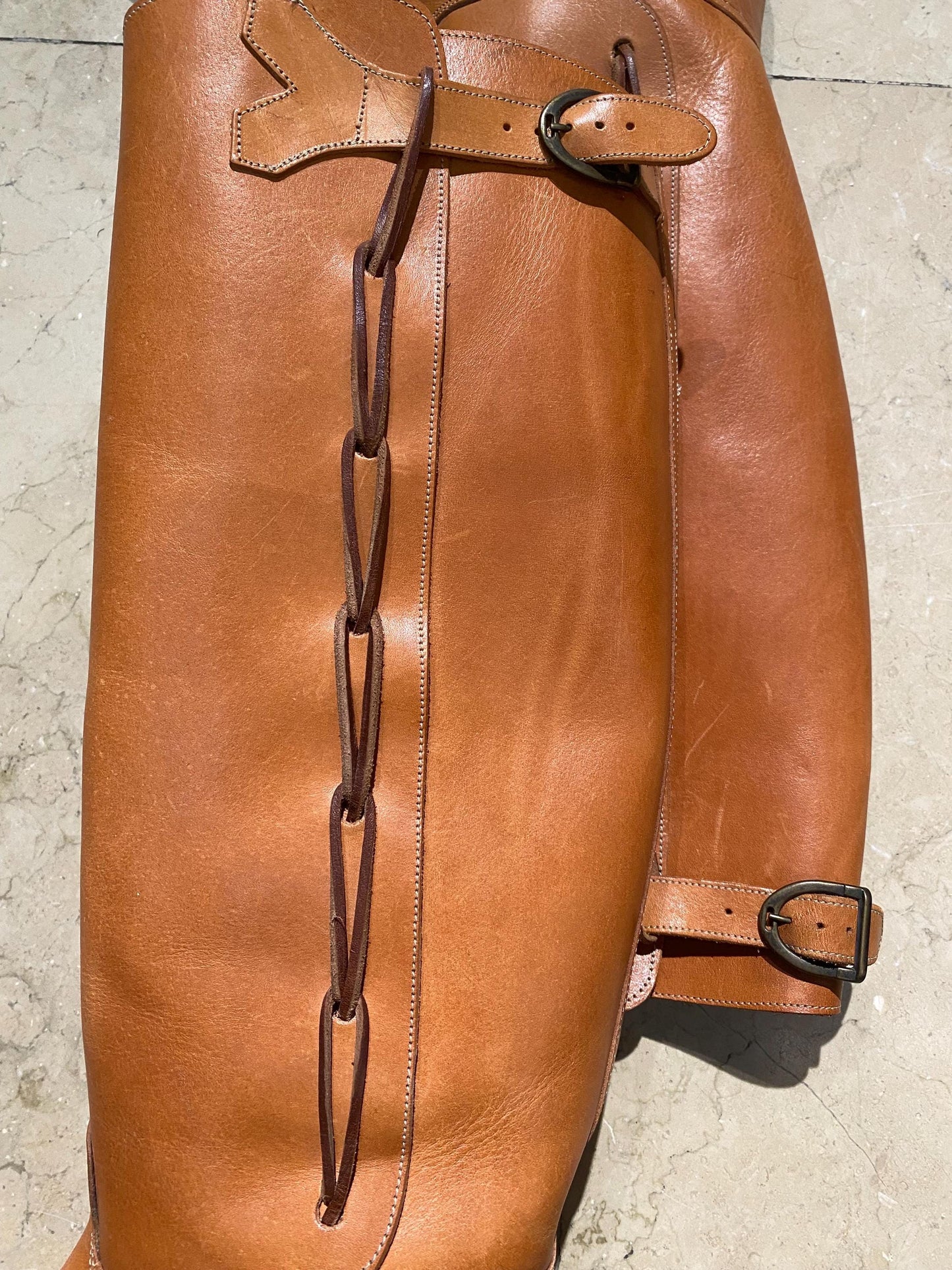 NOS 80s artisanal high tan leather boots with interesting closure, for horse riding and everyday, mint sz 40