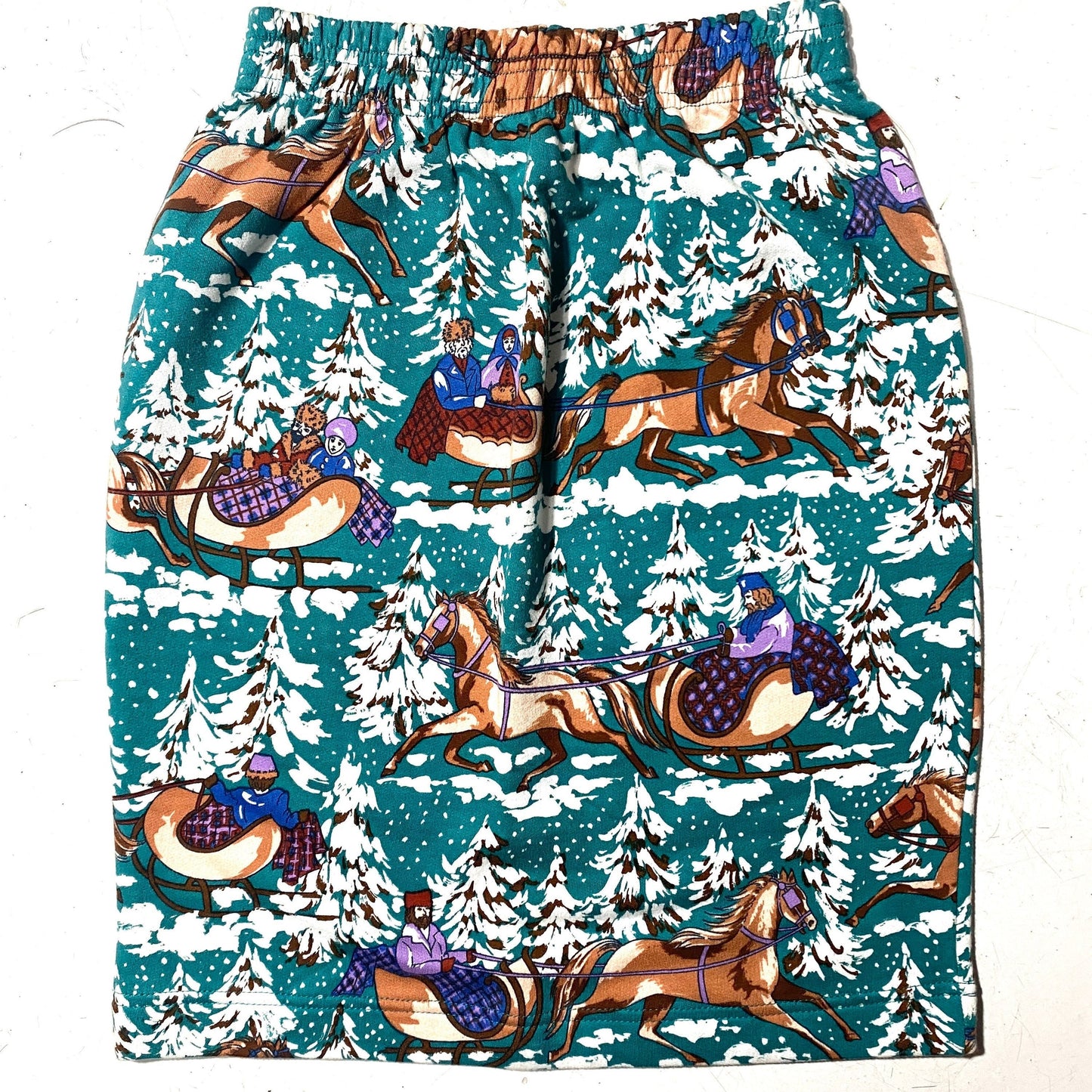 Greenfield Christmas print horse sleights in green pine forest cotton jersey skirt, 80s NOS sz M