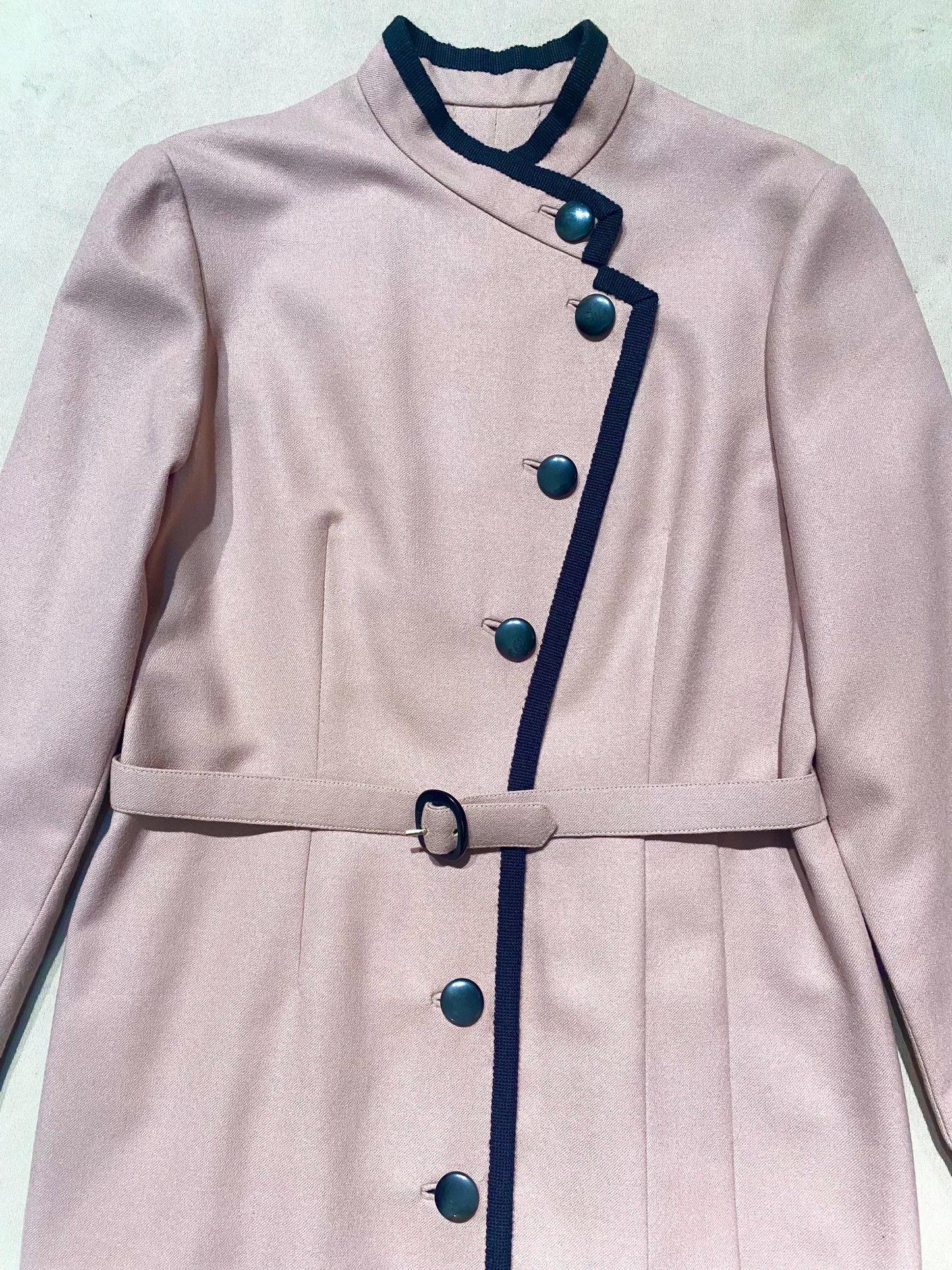 Sartorial ladies 1960s ca old rose asymmetric pattern coat, in perfect condition, as new; sz S, 40