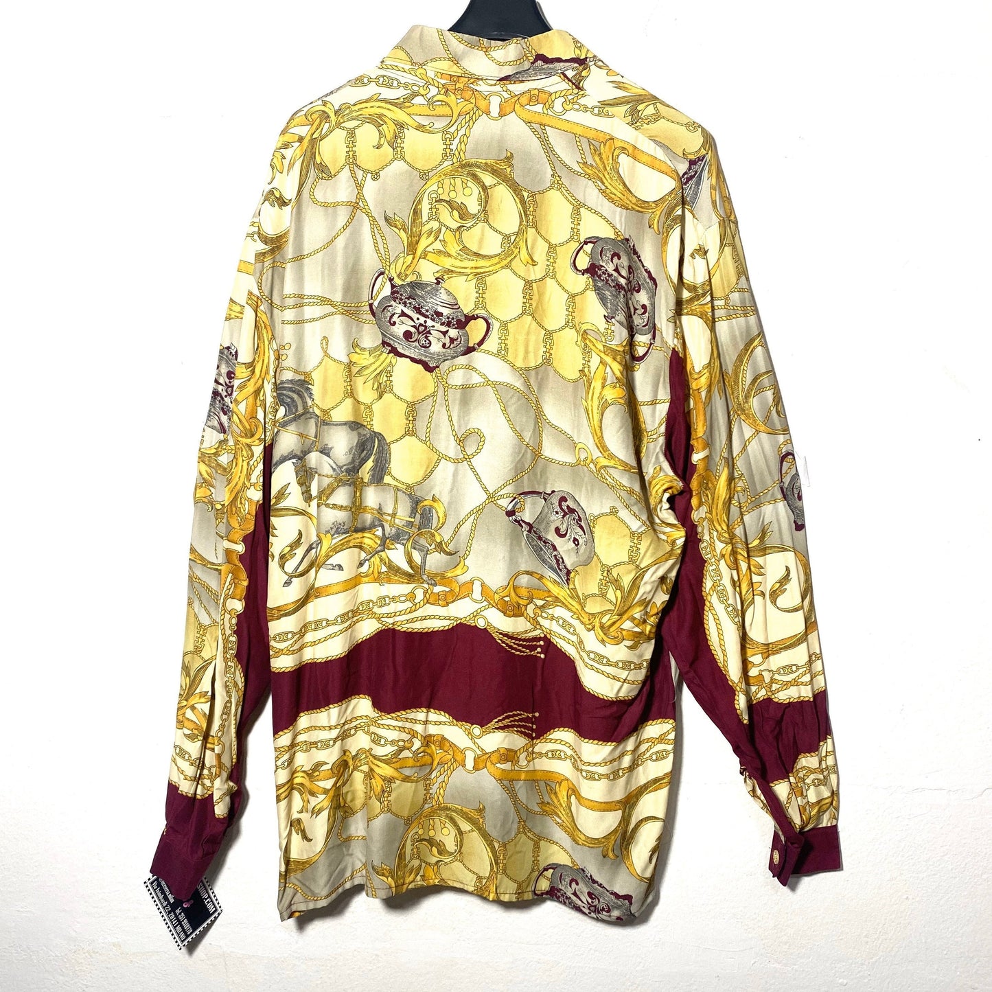 Incredible baroque chain print shirt with horses and teapots allover, beautiful viscose fabric, 80s and mint