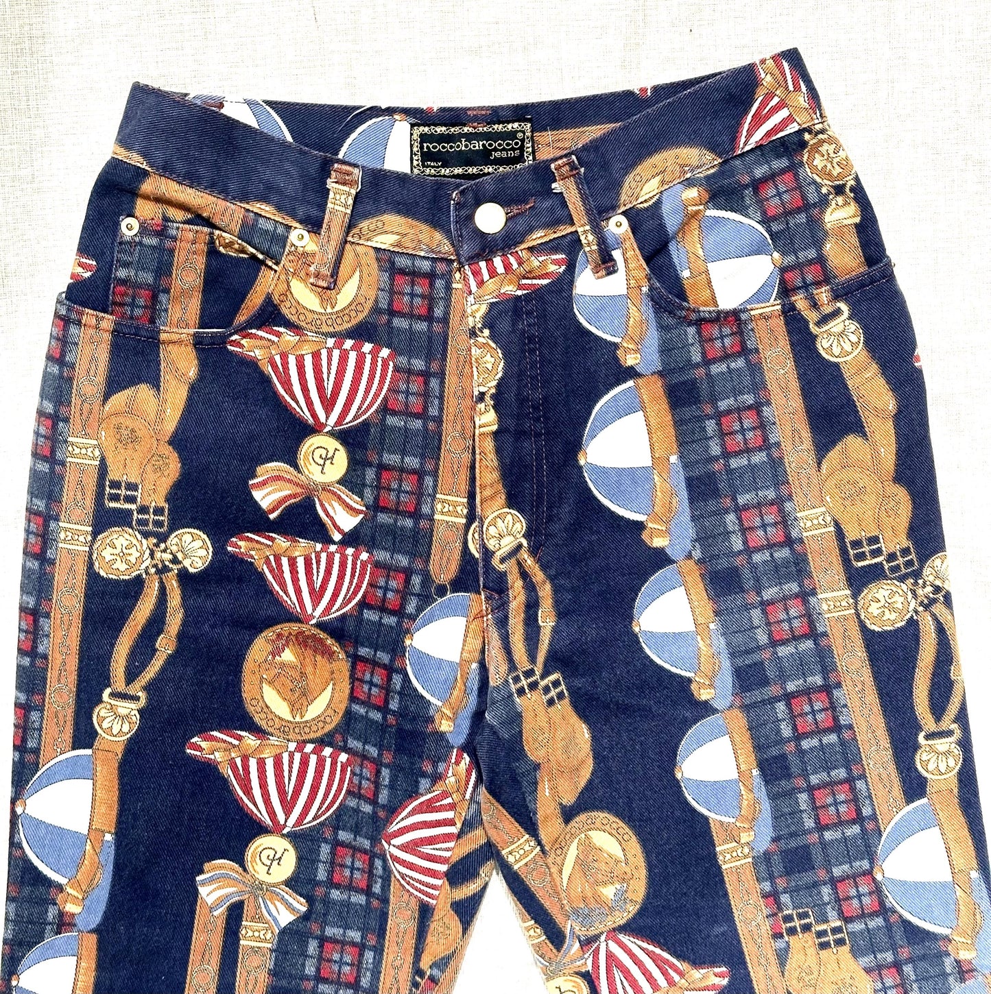 Roccobarocco vintage blue jeans with baroque print allover and horse riding themed designing size 31 90s