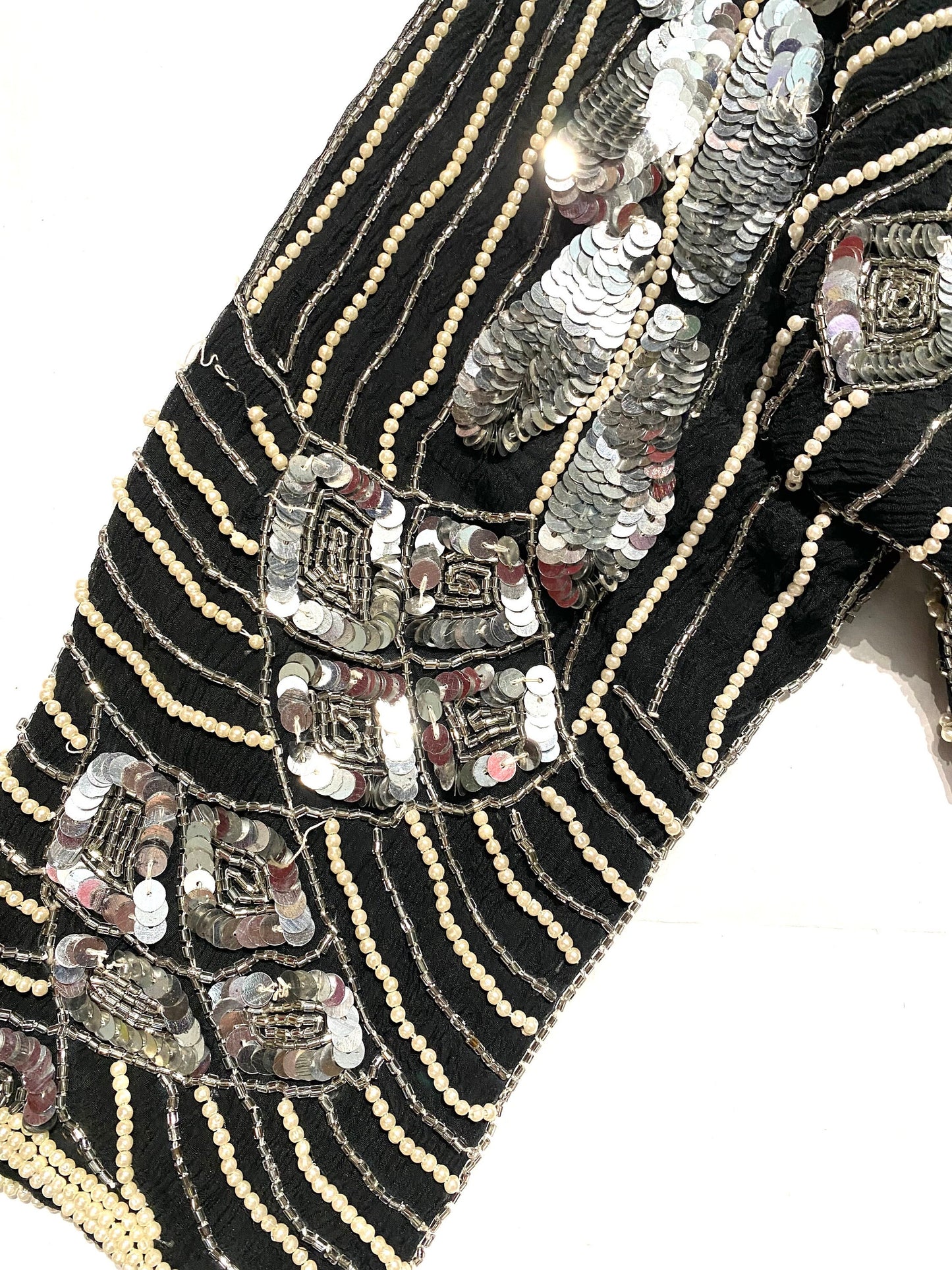 Music Hall 100% black silk velour evening dress, decó style hand embroidery, silver sequins, glass beads and pearls. Needs attention