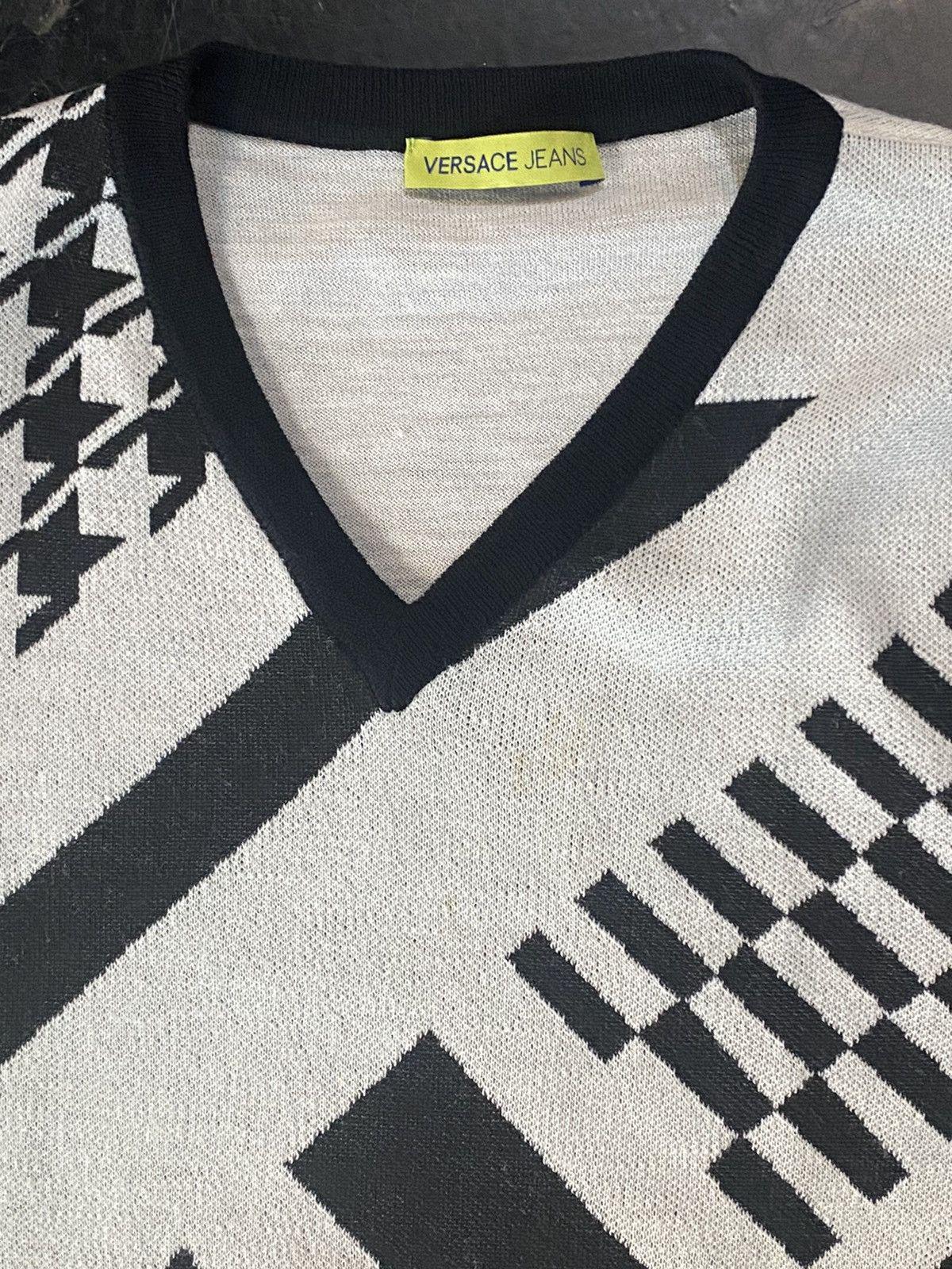 Versace Jeans black-white houndstooth light V neck pullover, mint s M