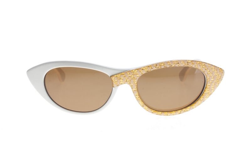 Nouvelle Vague white pointed cateye sunglasses with golden asymmetrical fabric inlay, NOS 80s Italy