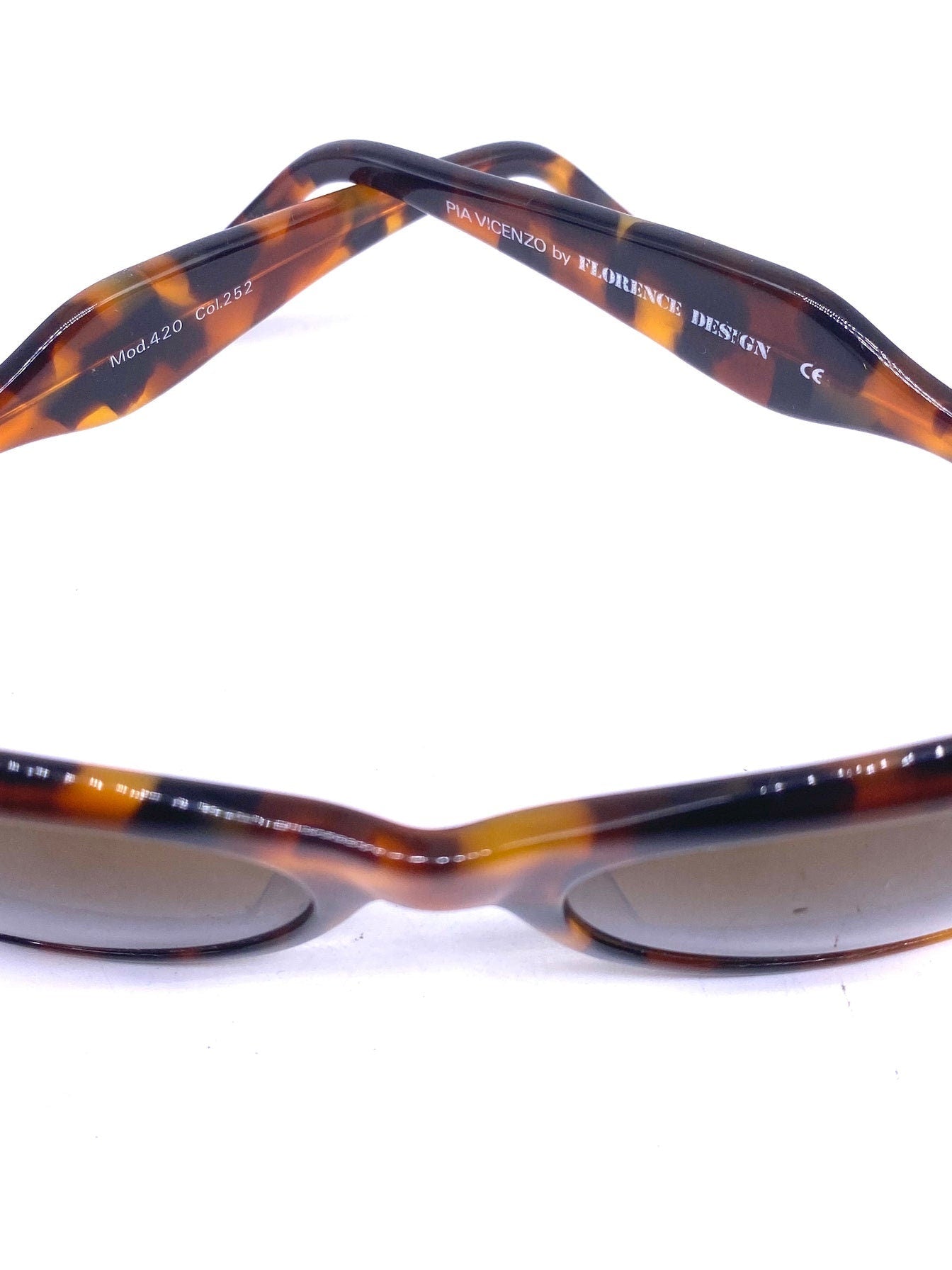 Florence Design precious jewelled tortoise oval sunglasses handmade in Italy, 90s NoS