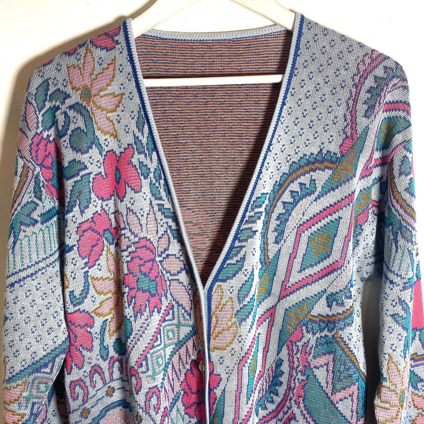 Cardigan da donna più cool lavorato a maglia in cotone jacquard con motivi floreali, anni '80 menta.