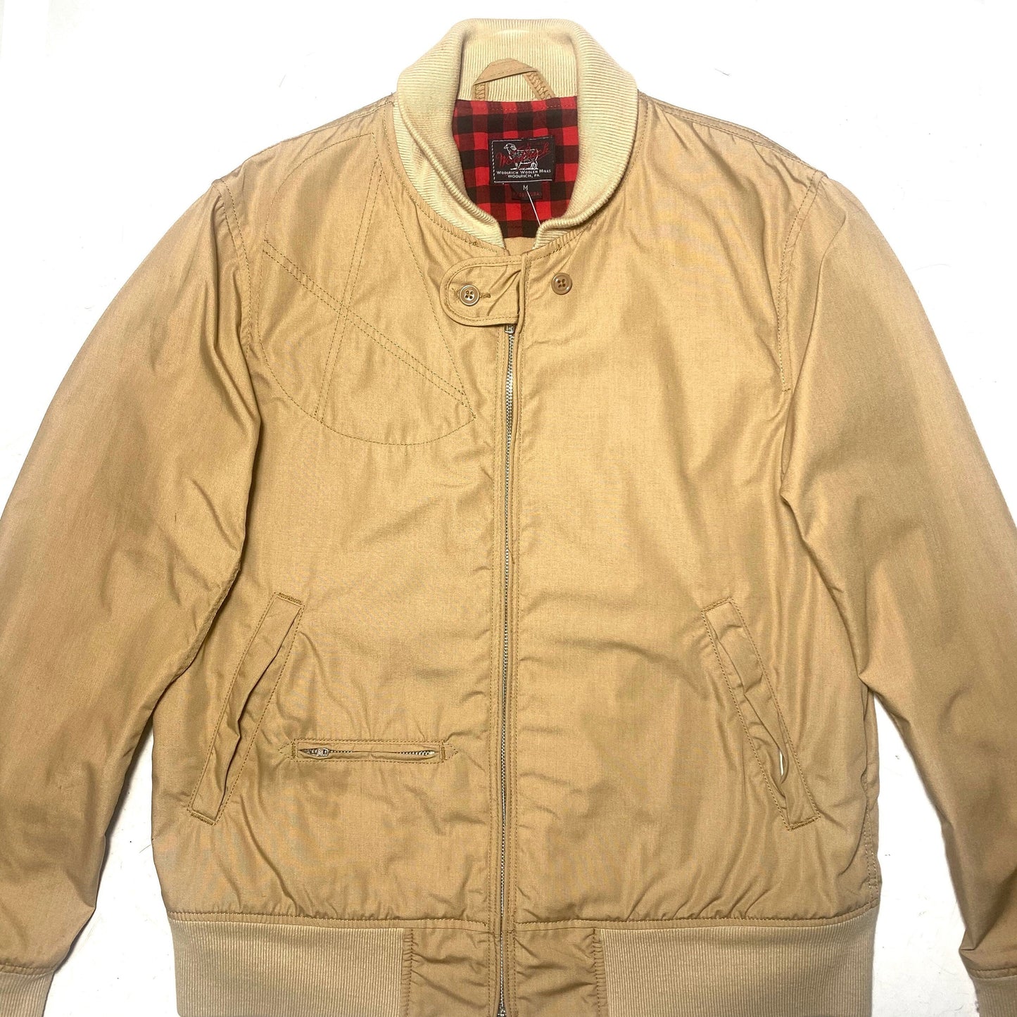 Giacca Harrington Woolrich in cotone beige taglia M, ottime condizioni, perfetta per gli Stati Uniti degli anni '90