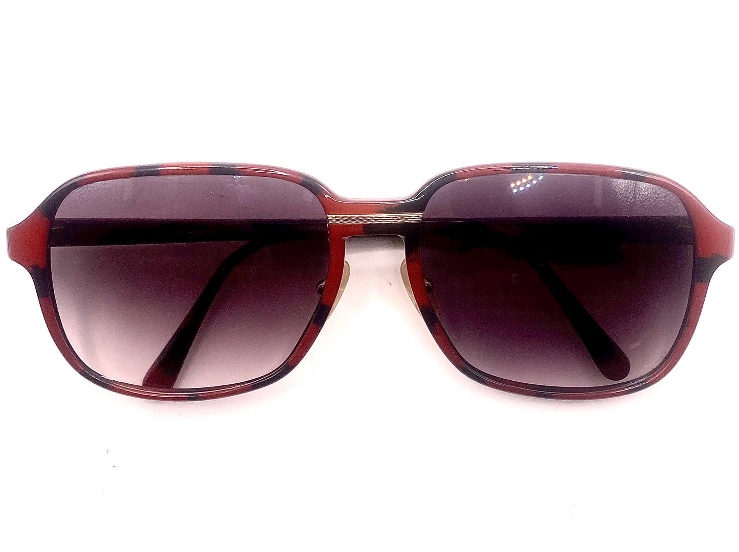 Burberrys B8278 big square red tortoise /gold sunglasses, made in Austria by Safilo, 80S NOS