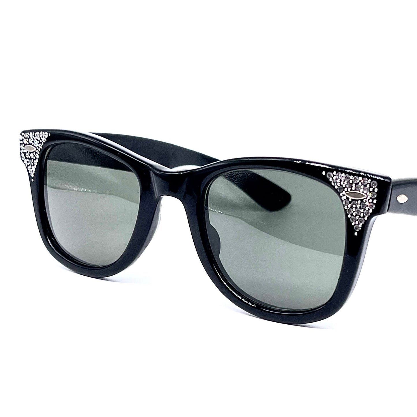 Victory USA 135 Wanderer square sunglasses Swarovsky details NOS 90s