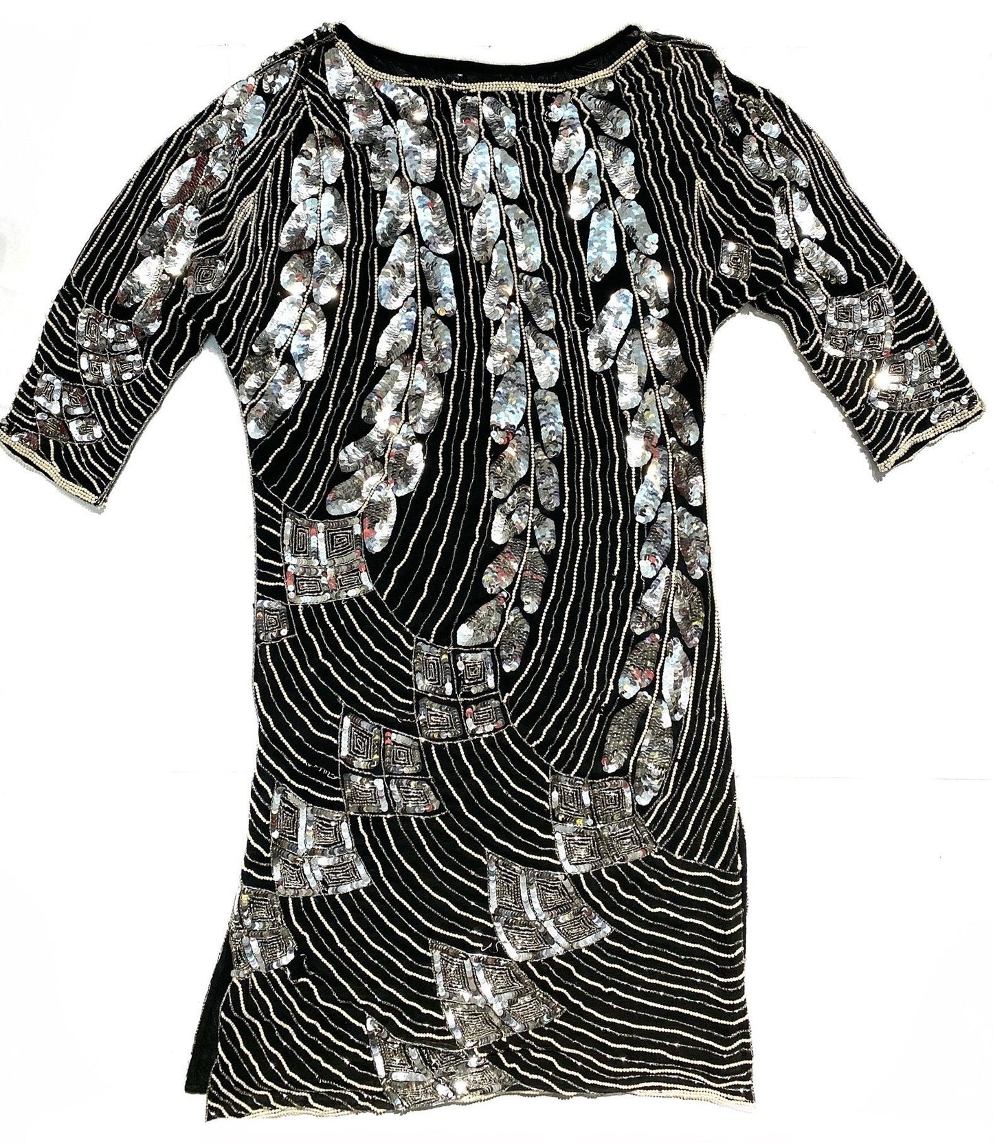 Music Hall 100% black silk velour evening dress, decó style hand embroidery, silver sequins, glass beads and pearls. Needs attention