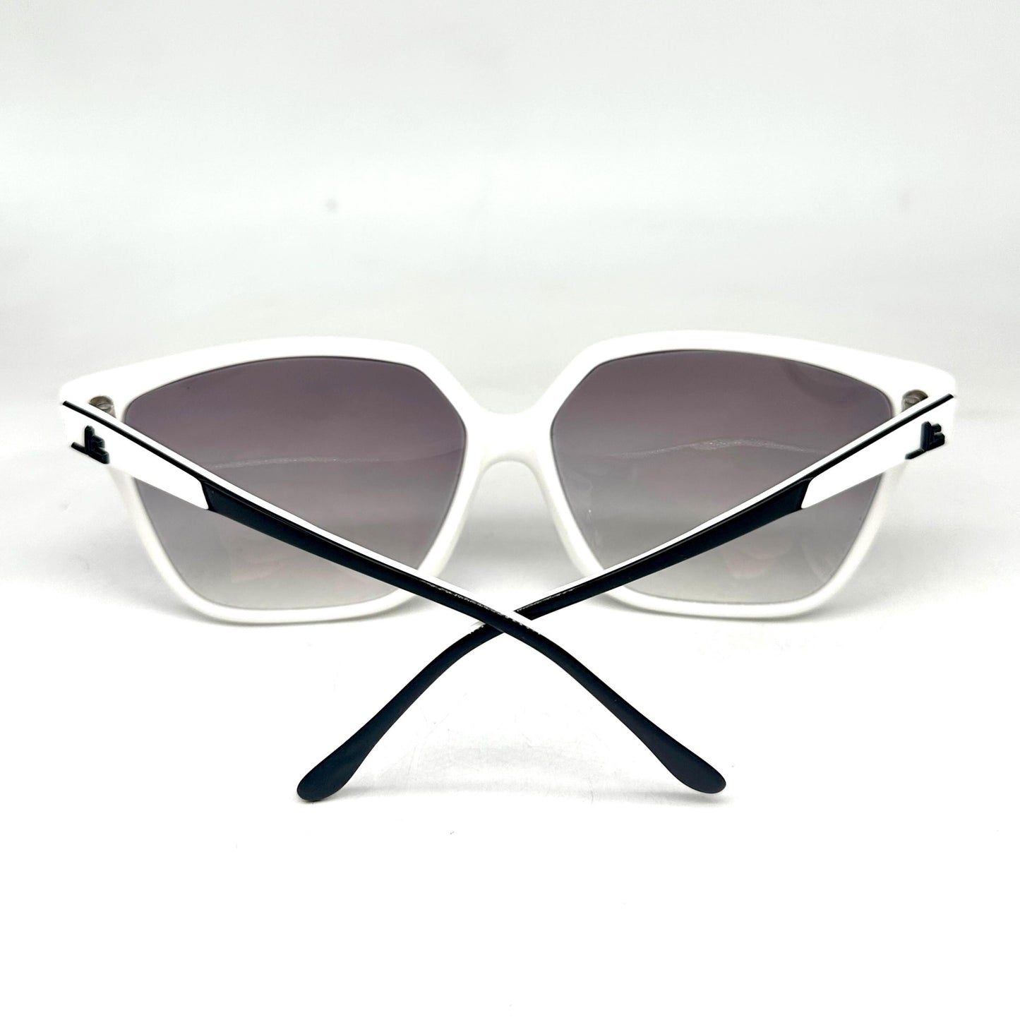 Jean-Louis Scherrer Paris frame 875 black and white futuristic design oversize sunglasses. 90s NOS France